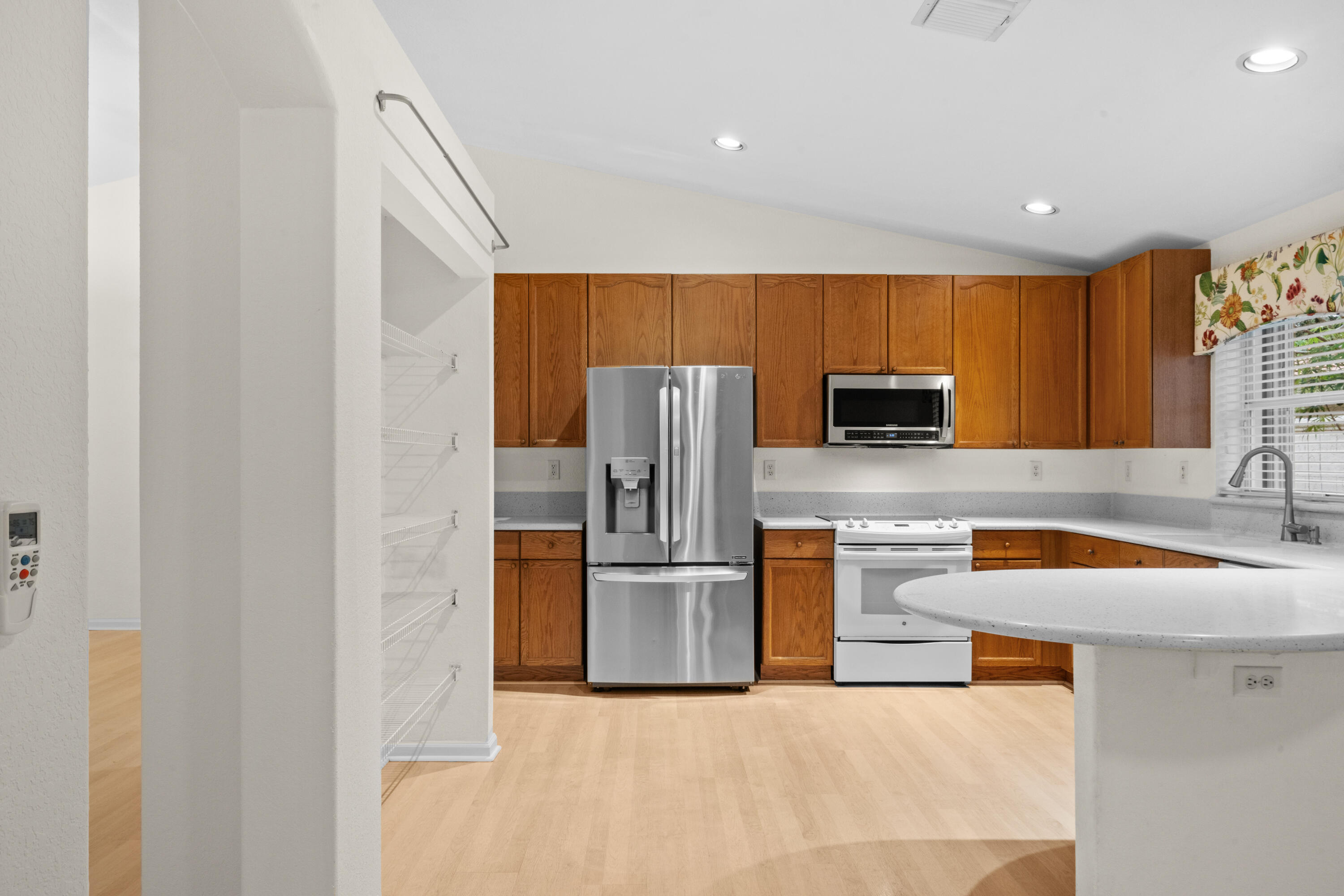 4977 Victoria Circle Property Photo 14