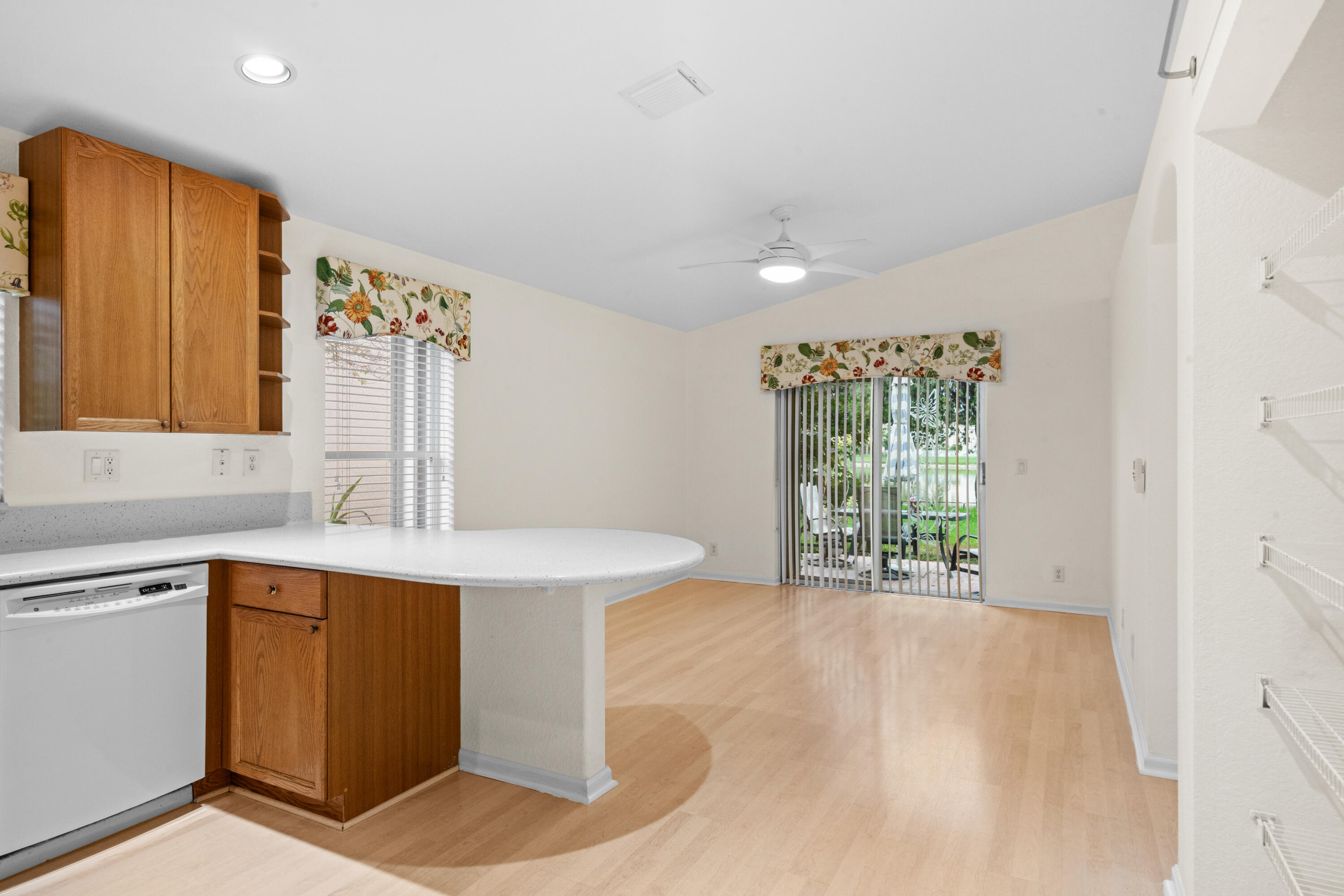 4977 Victoria Circle Property Photo 17