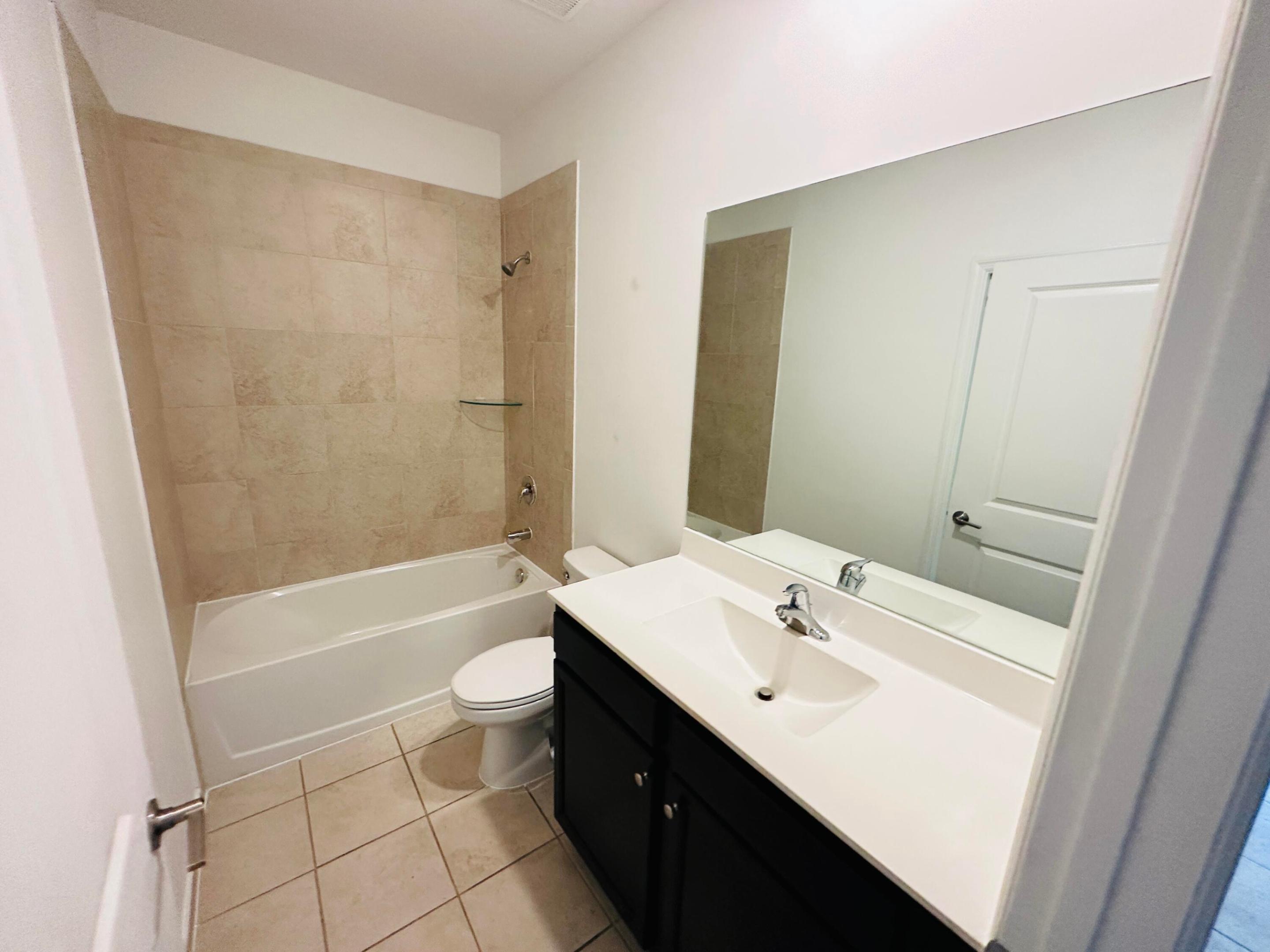 346 Ne 208th Terrace Property Photo 8