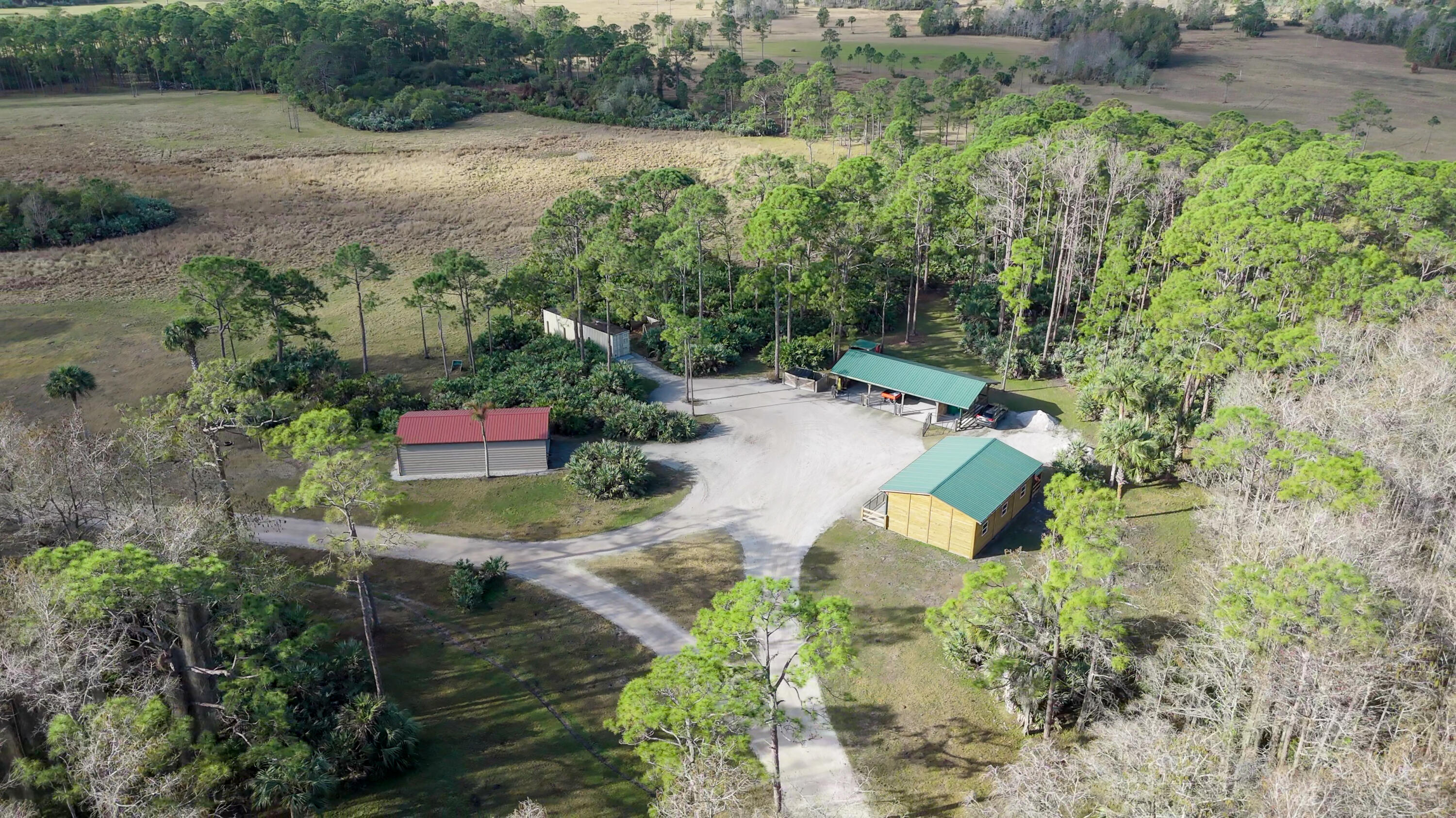 4350 Se Bridge Road Property Photo 9