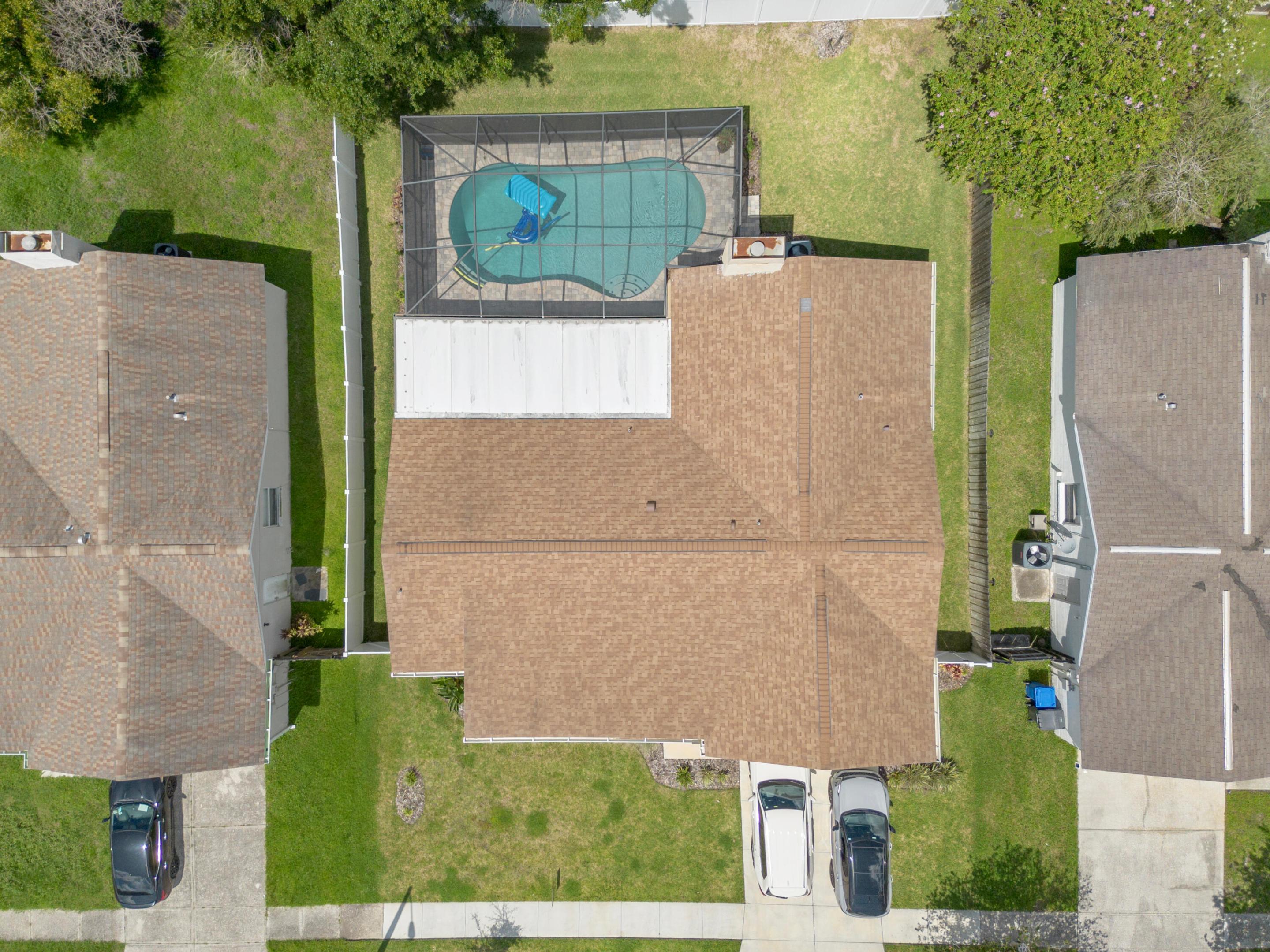 1003 Red Oak Circle Property Photo 4