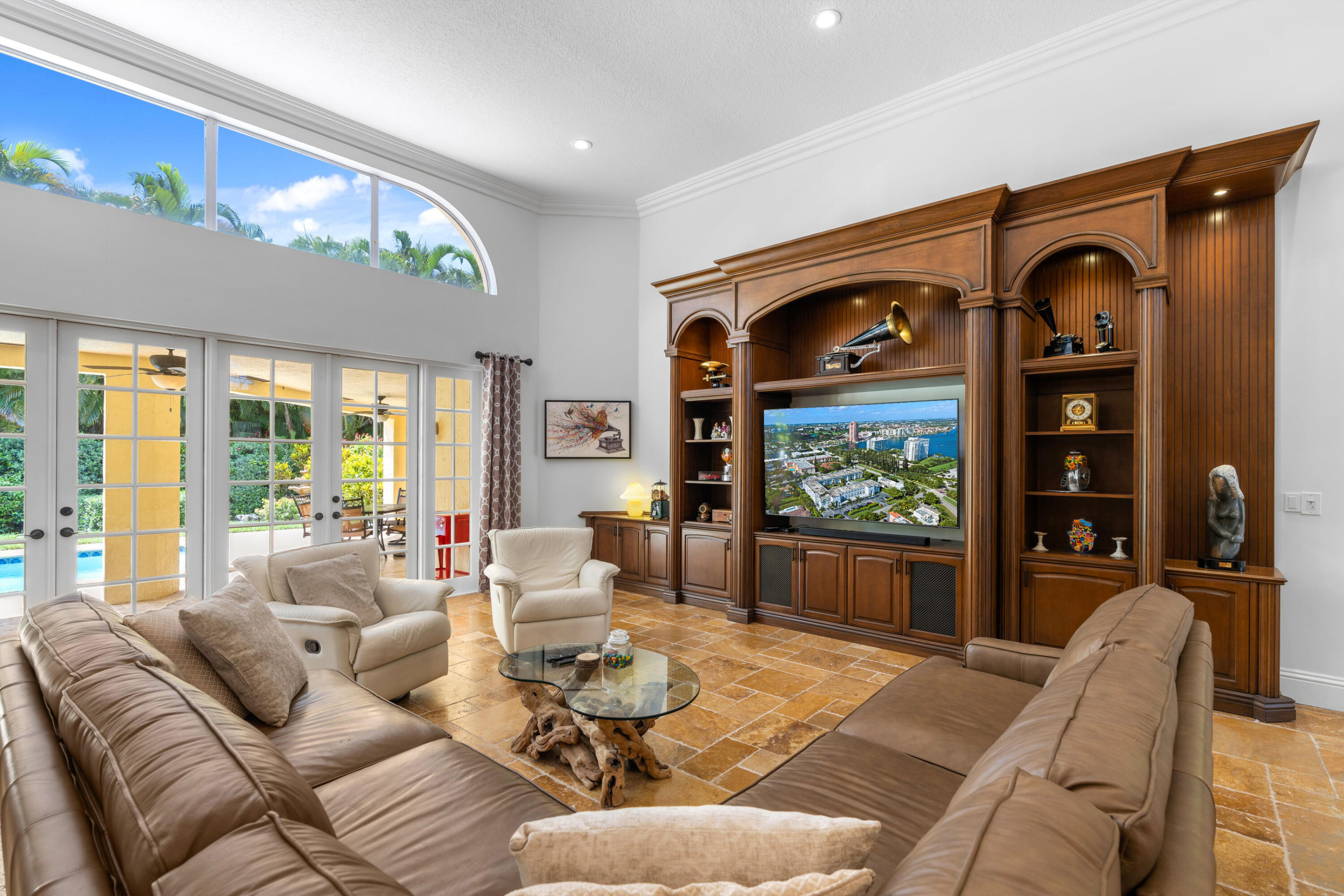 7795 La Corniche Circle Property Photo 4
