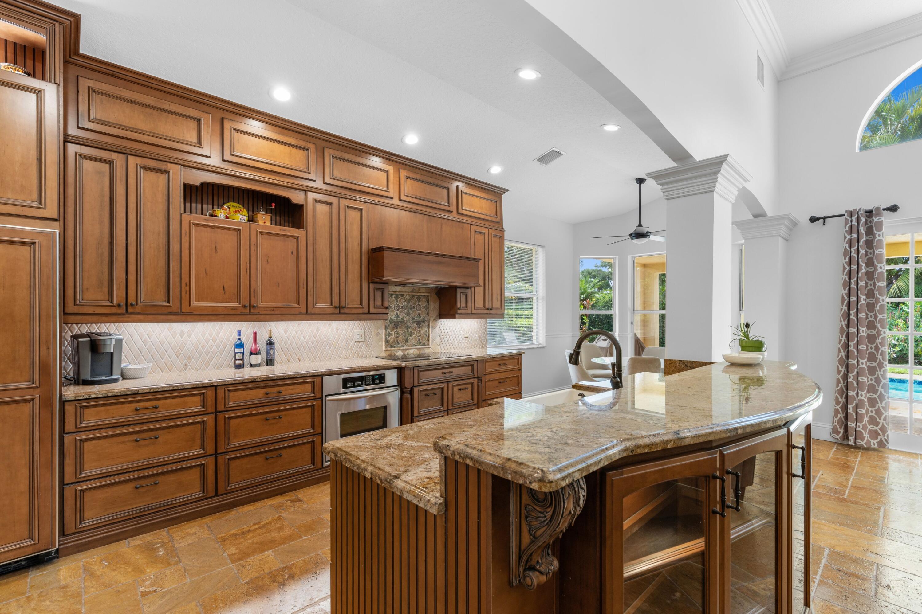 7795 La Corniche Circle Property Photo 9