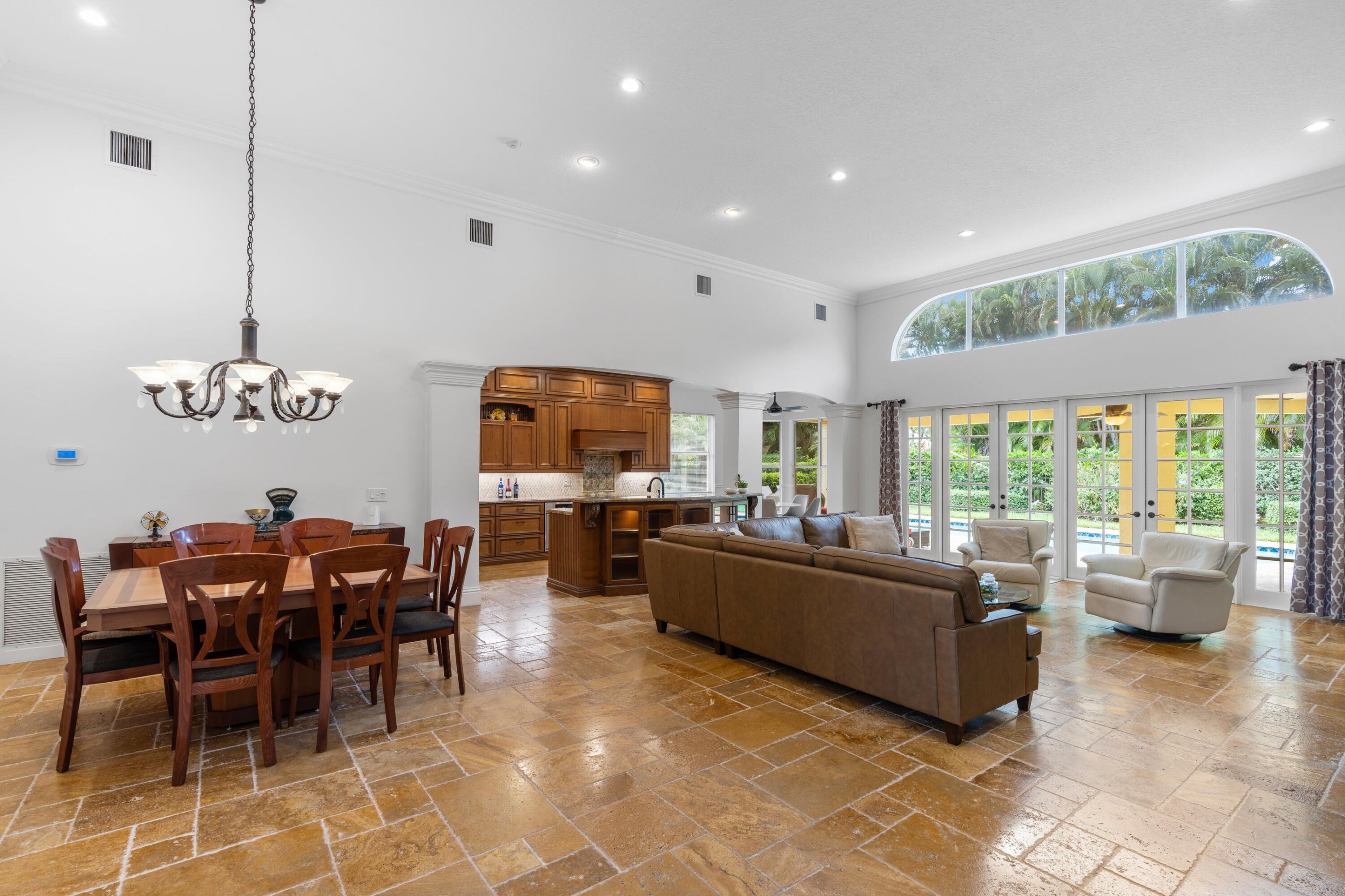 7795 La Corniche Circle Property Photo 12