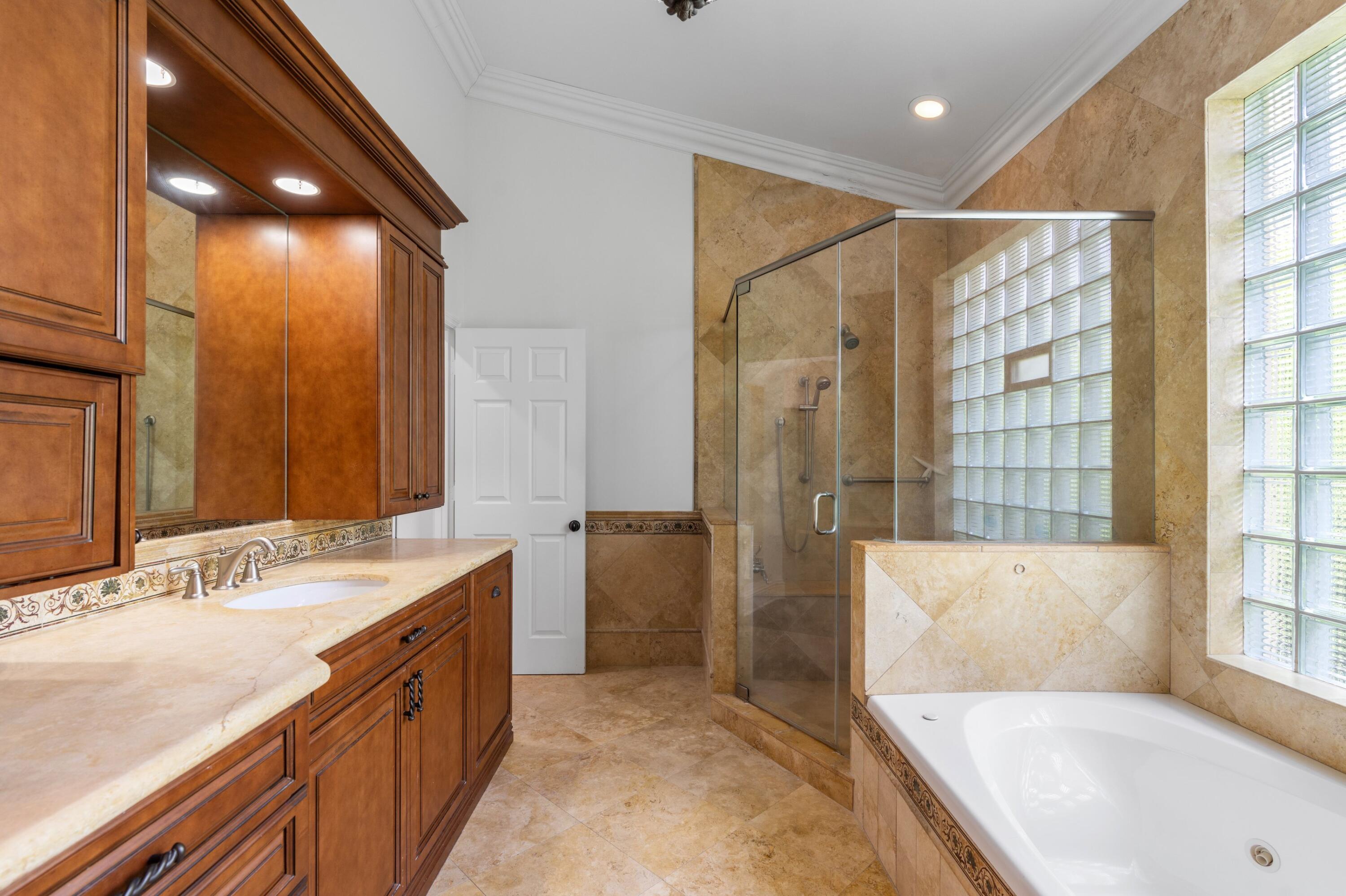 7795 La Corniche Circle Property Photo 19