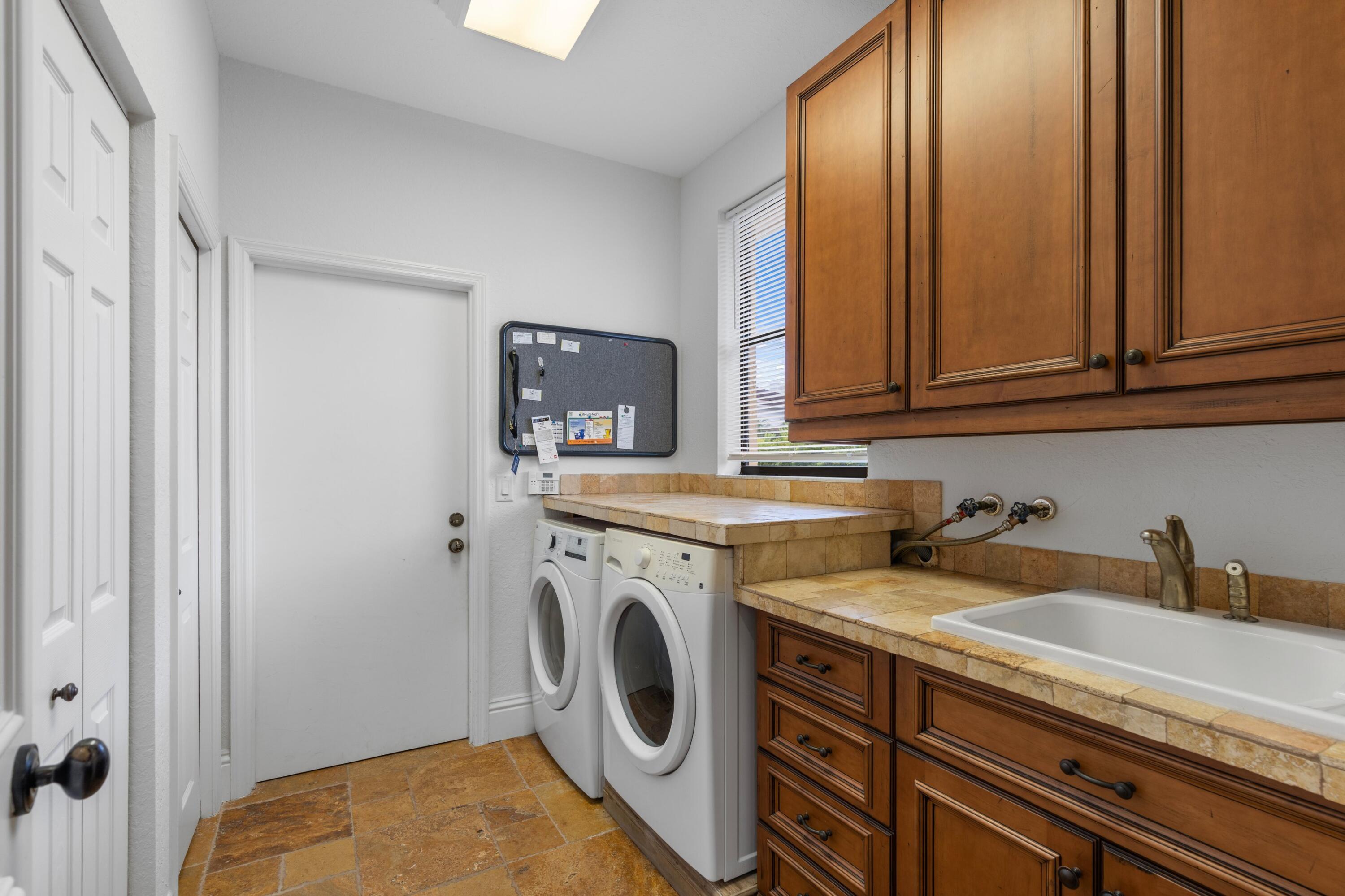7795 La Corniche Circle Property Photo 25