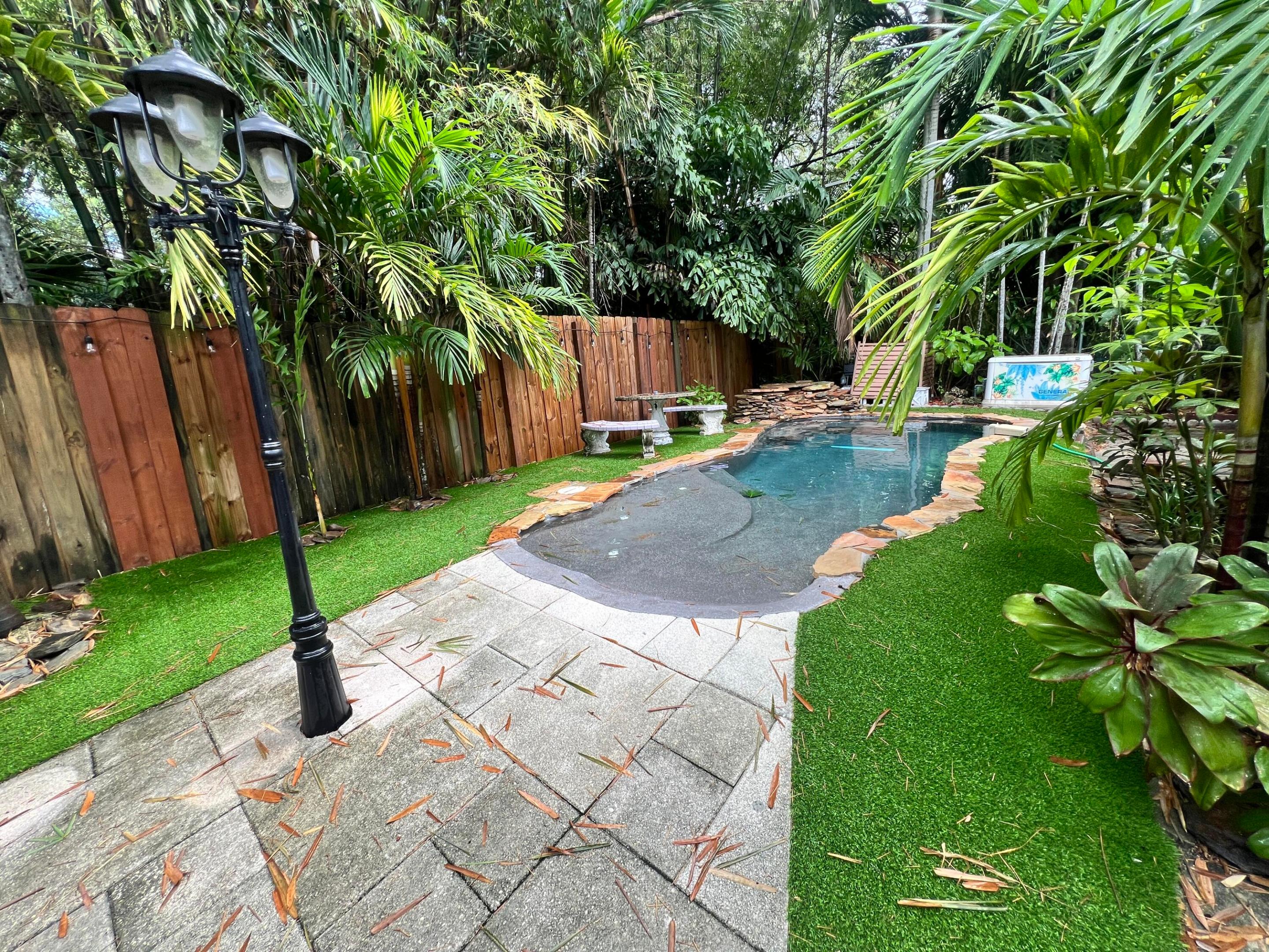 540 Sw 14th Avenue Property Photo 5