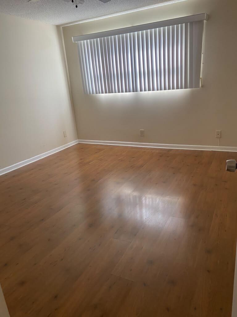 5951 Ne 14th Lane 204n Property Photo 10