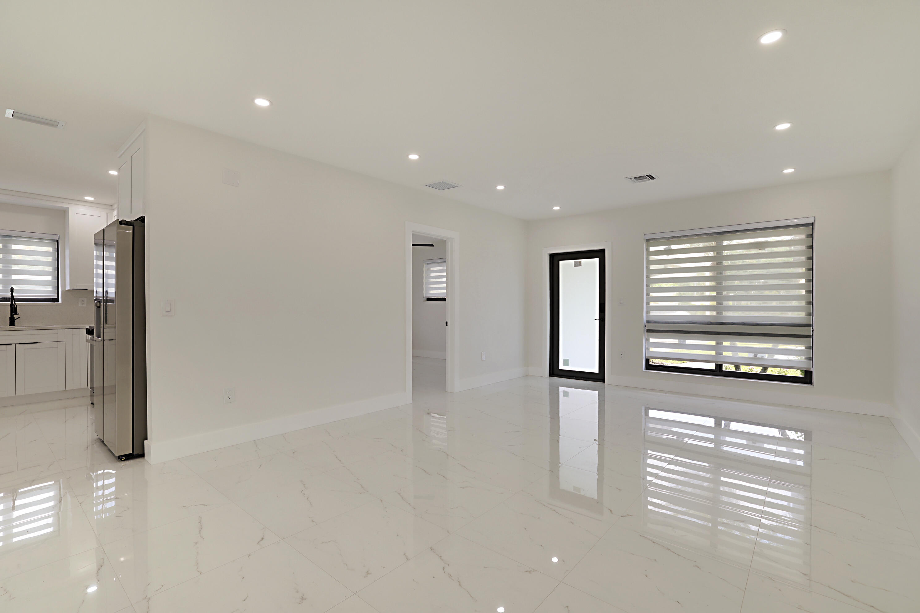 421 FONTANA Drive