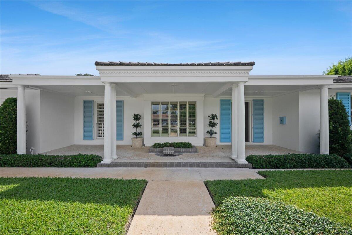 1000 Country Club Drive Property Photo 6