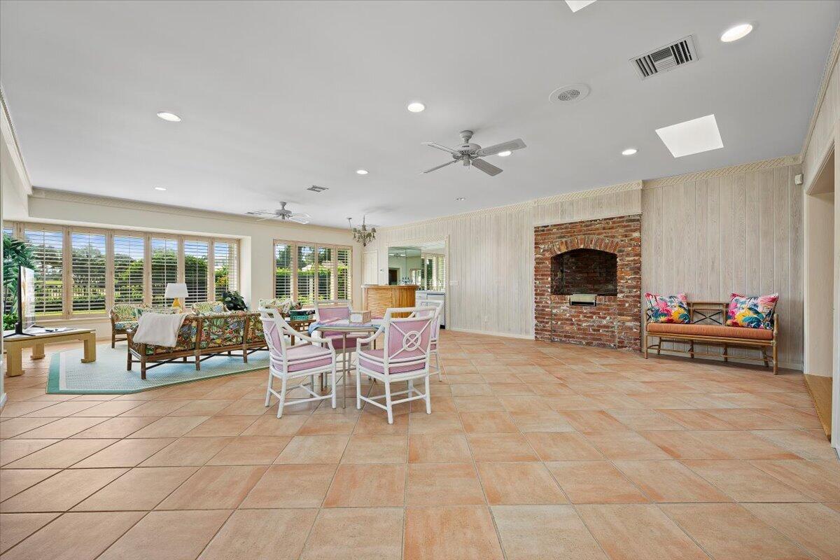 1000 Country Club Drive Property Photo 21