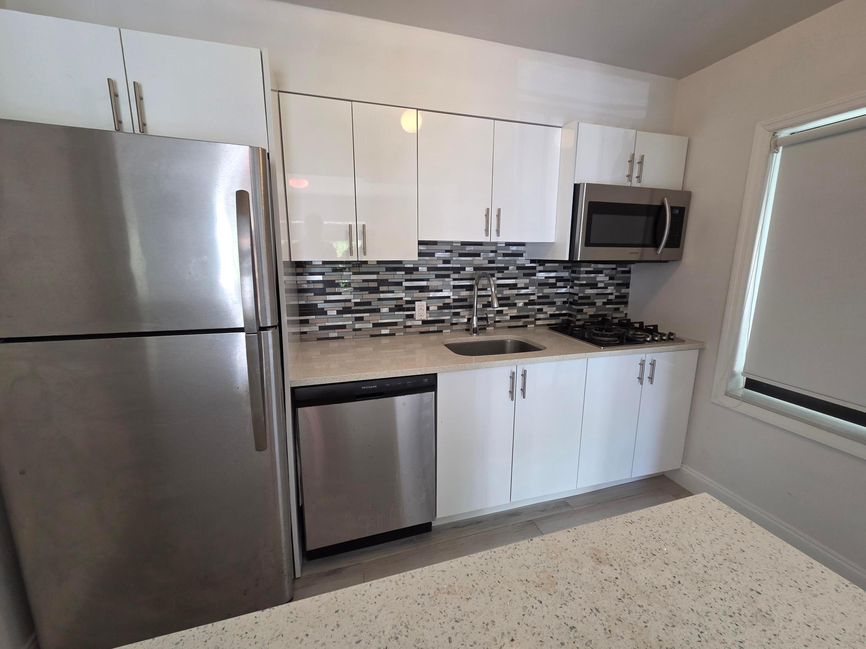 1605 E Broward Boulevard 6 Property Photo 2