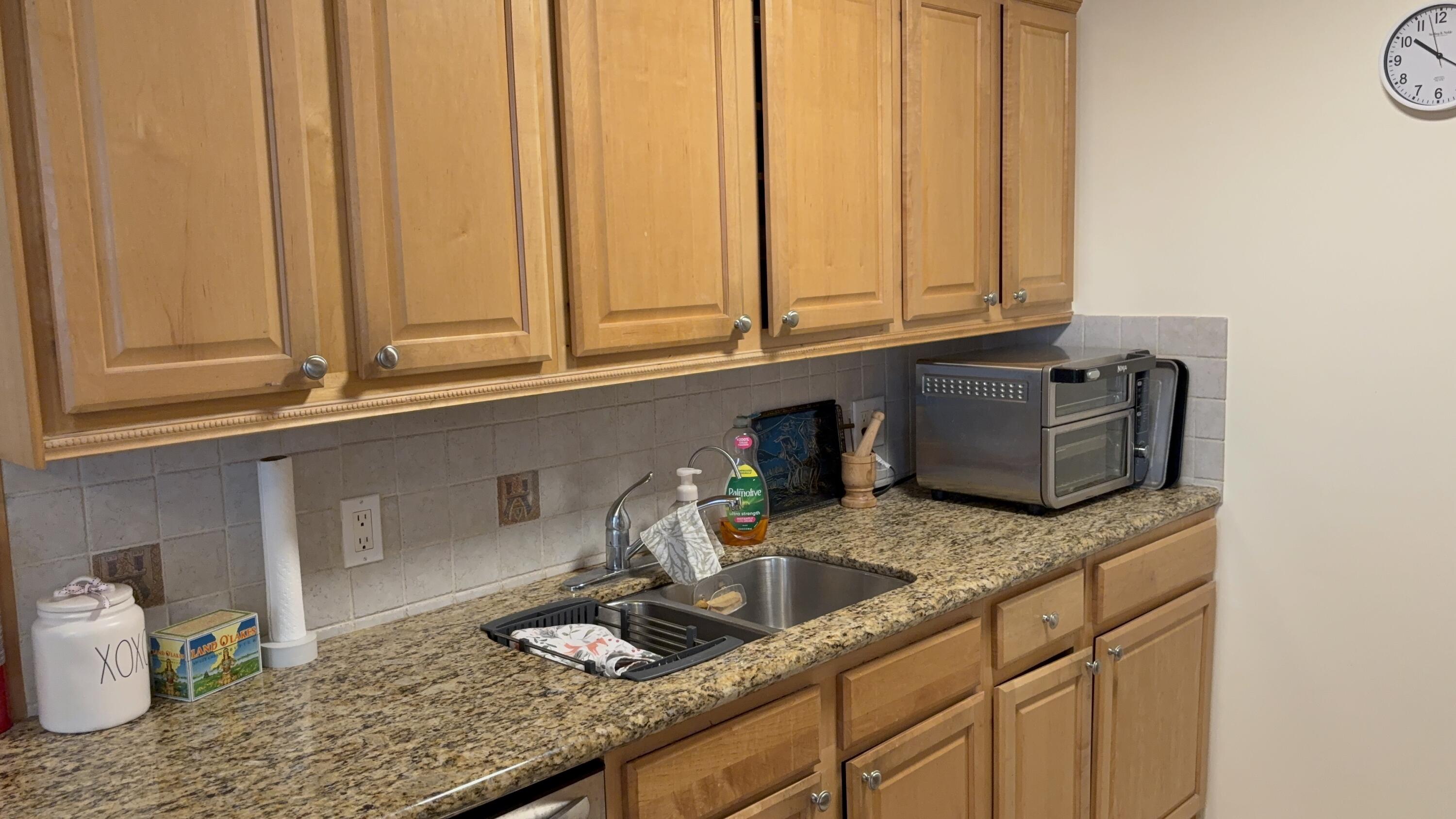 4070 Guildford D Property Photo 2