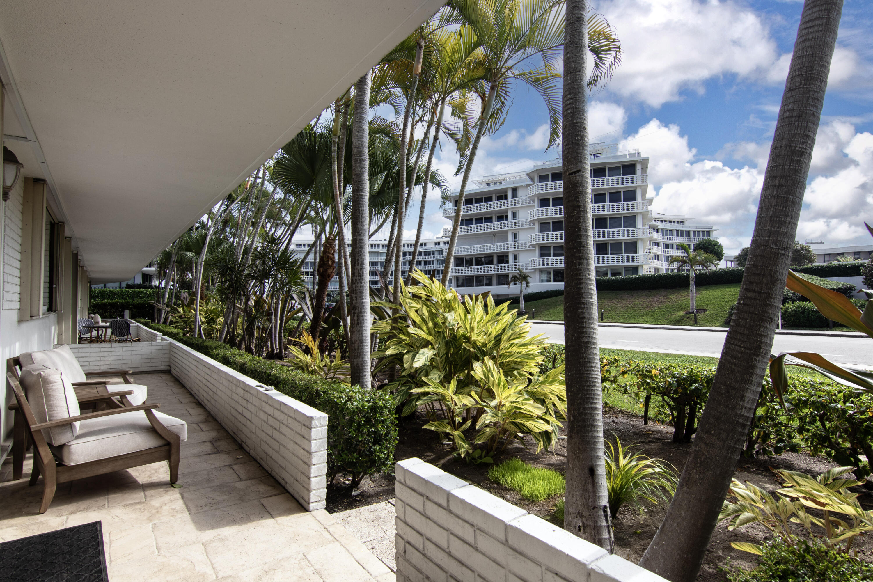 139 Sunrise Avenue 103 Property Photo 3