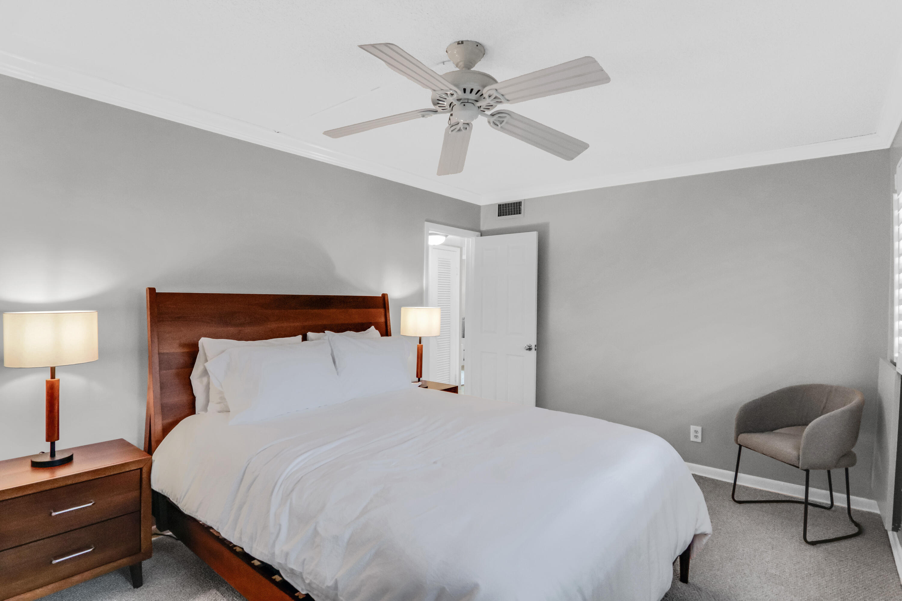139 Sunrise Avenue 103 Property Photo 6