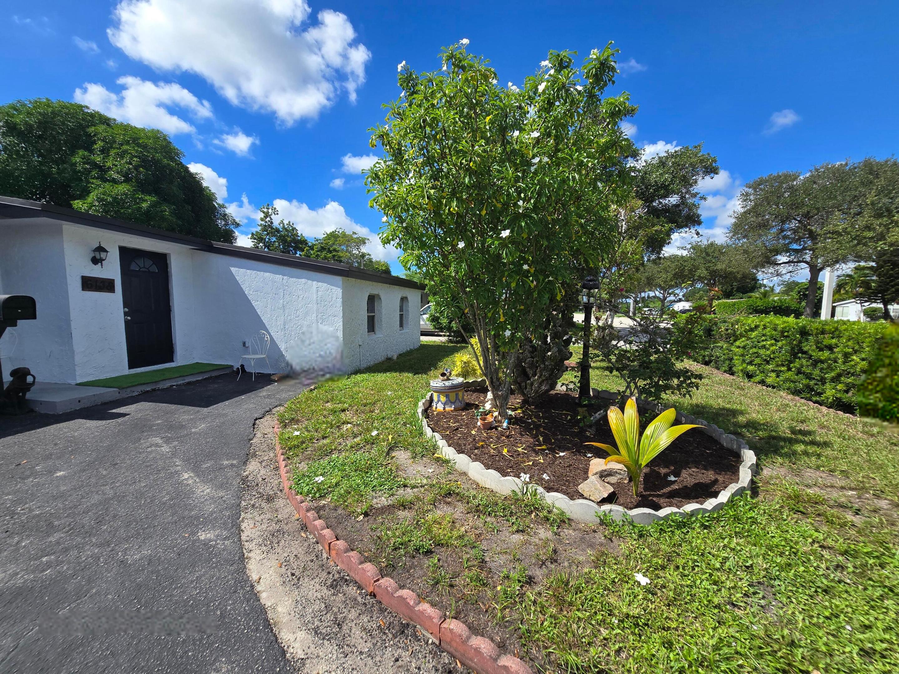 6138 Southgate Boulevard Property Photo 1