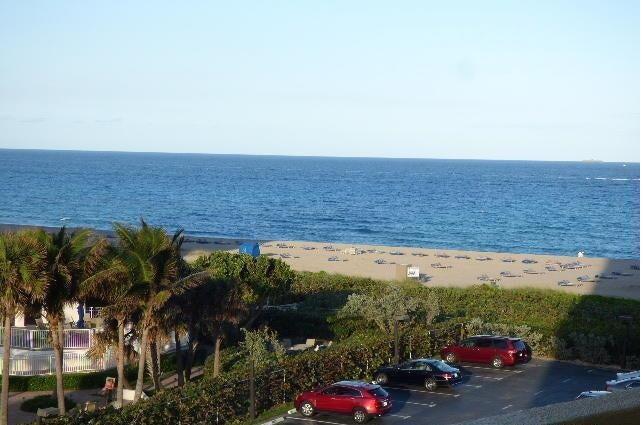 2800 N Ocean Drive B-5c Property Photo 2
