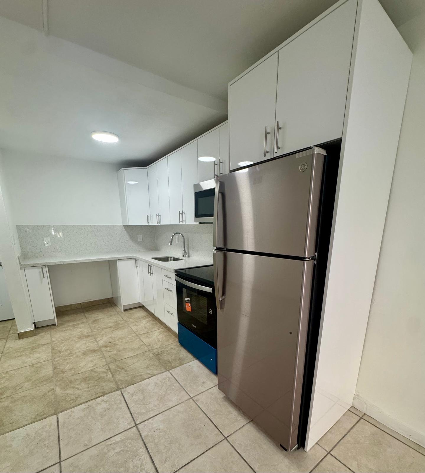 2441 Nw 13th Street 65 Property Photo 3