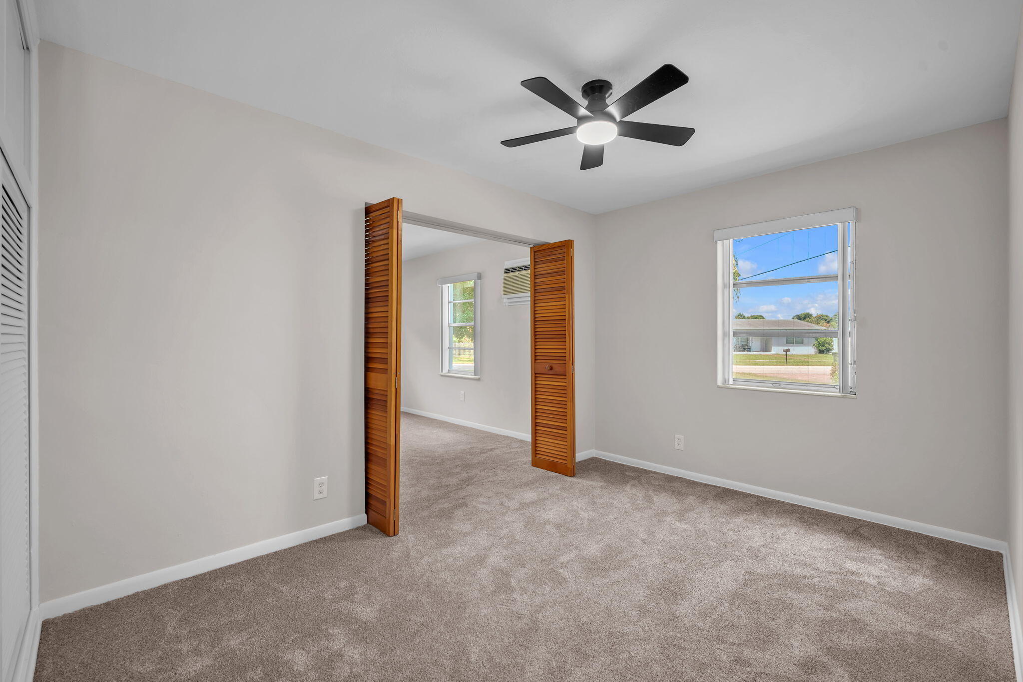 145 Greenbrier Drive Property Photo 2