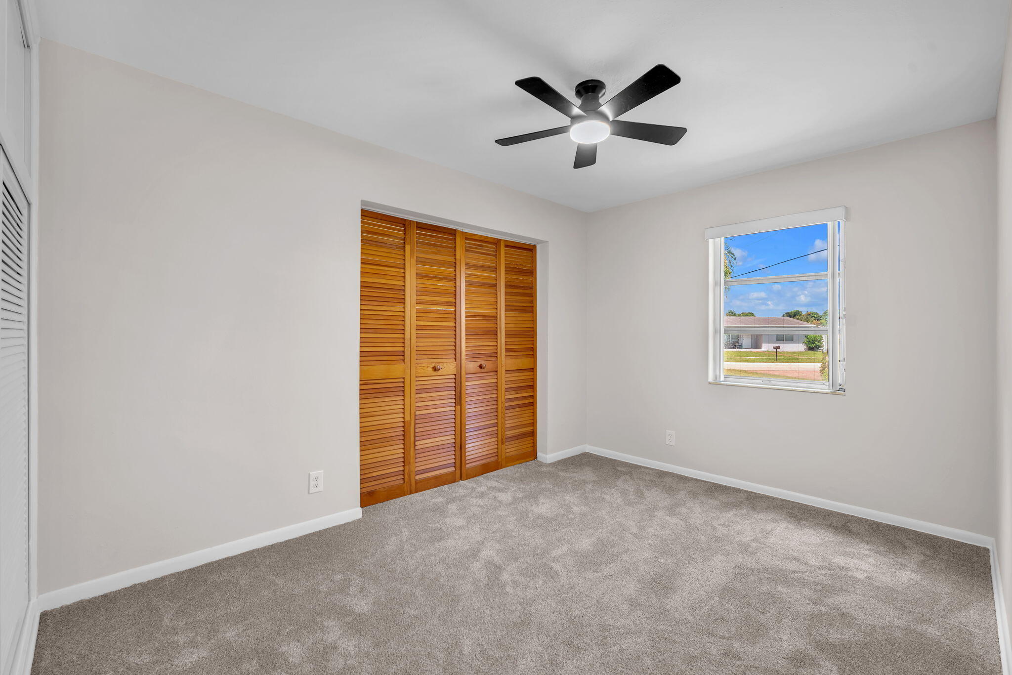 145 Greenbrier Drive Property Photo 27