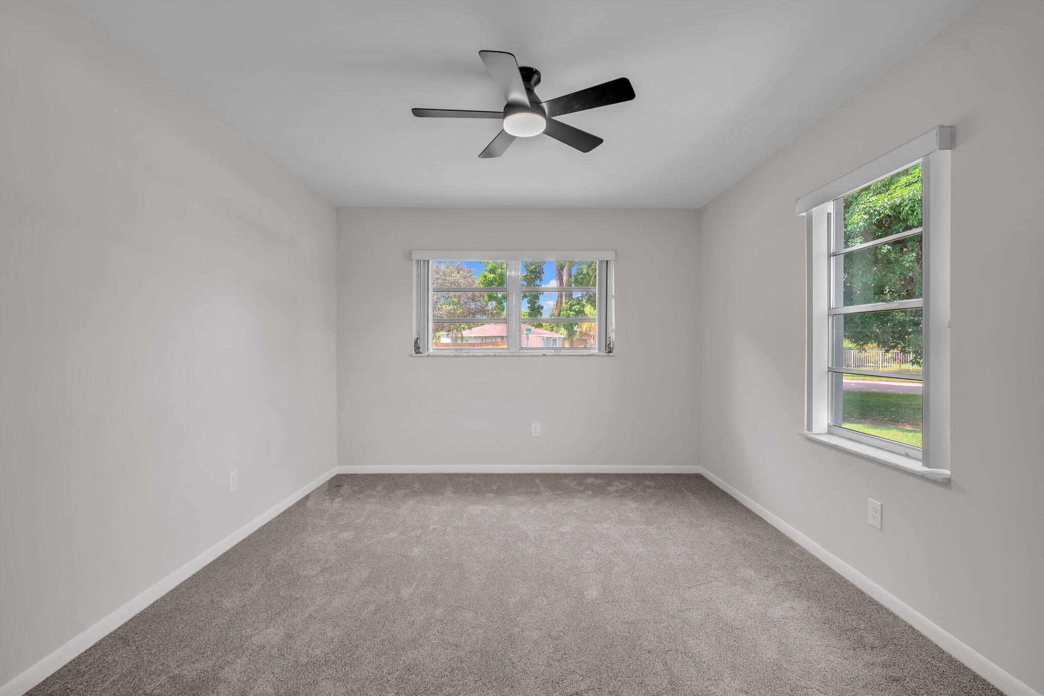 145 Greenbrier Drive Property Photo 28