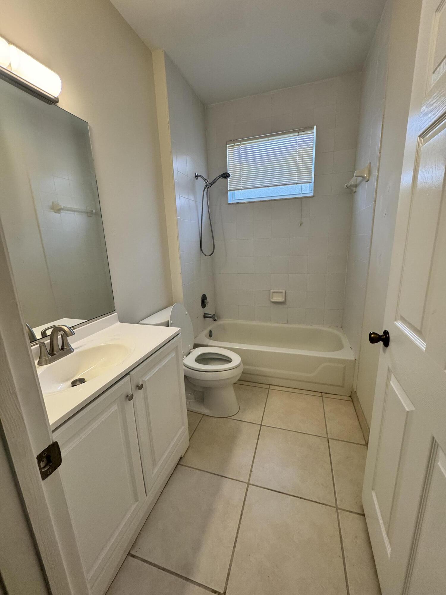 10895 Fillmore Drive Property Photo 9