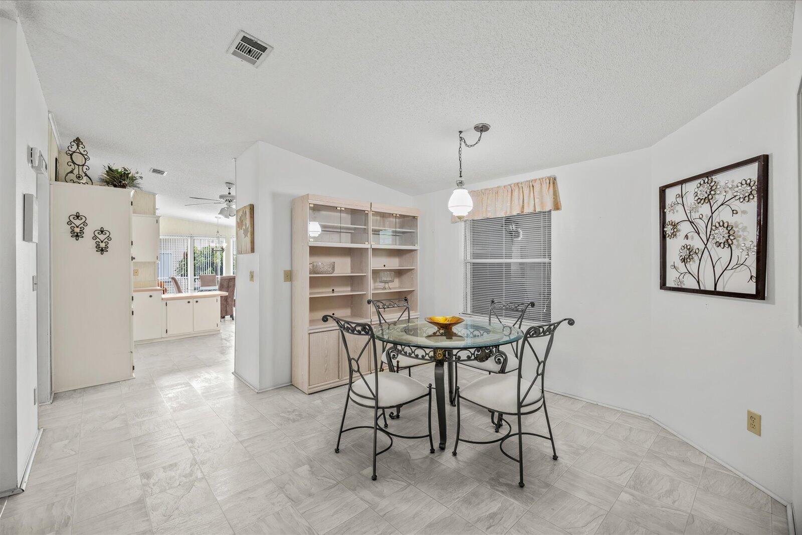 8498 Lavender Court Property Photo 8