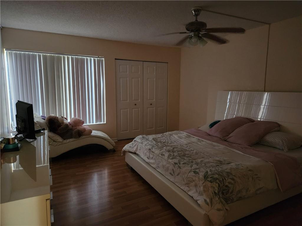 7050 Nw 44th Street 403 Property Photo 15