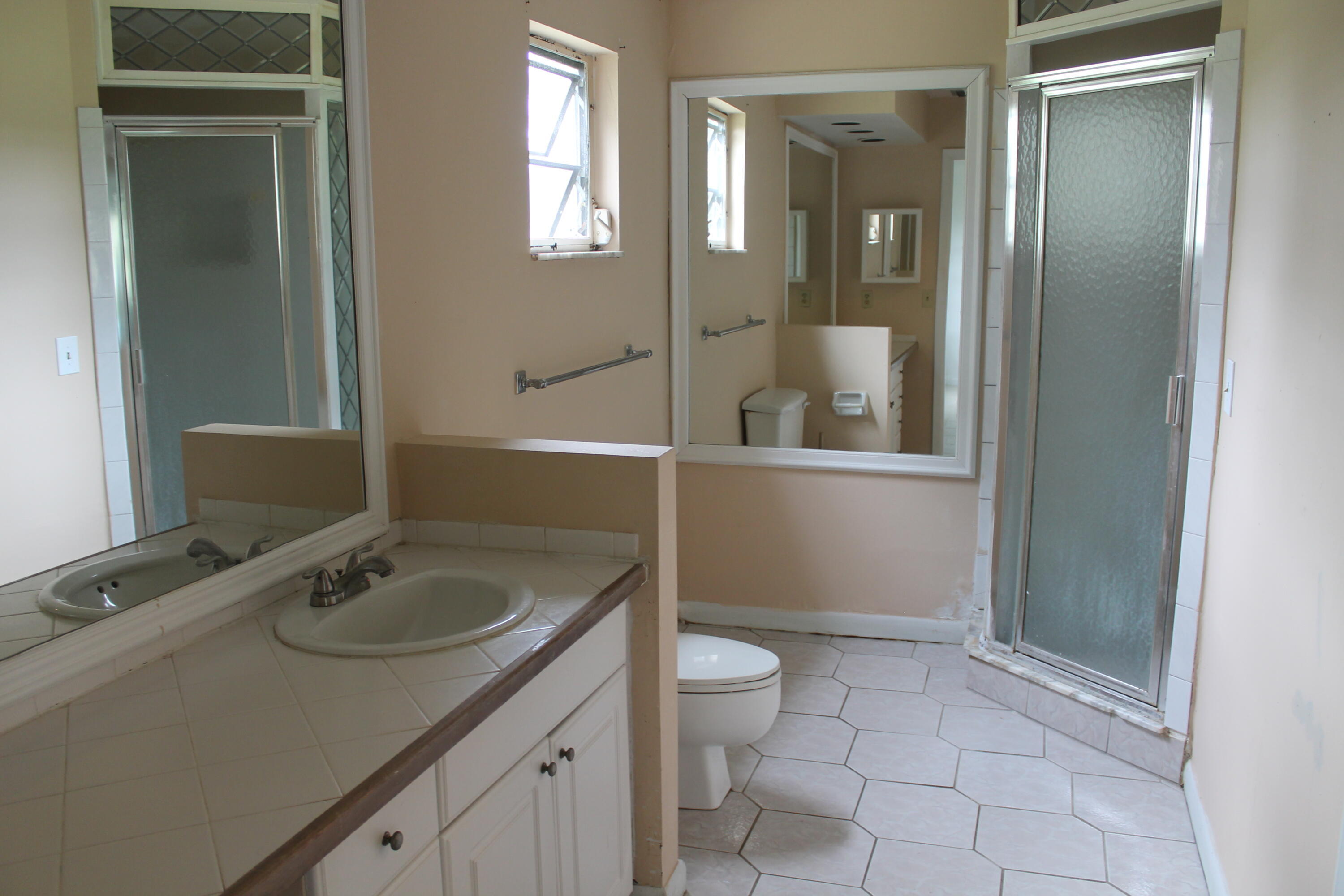 7003 Sw 39th Street Property Photo 7