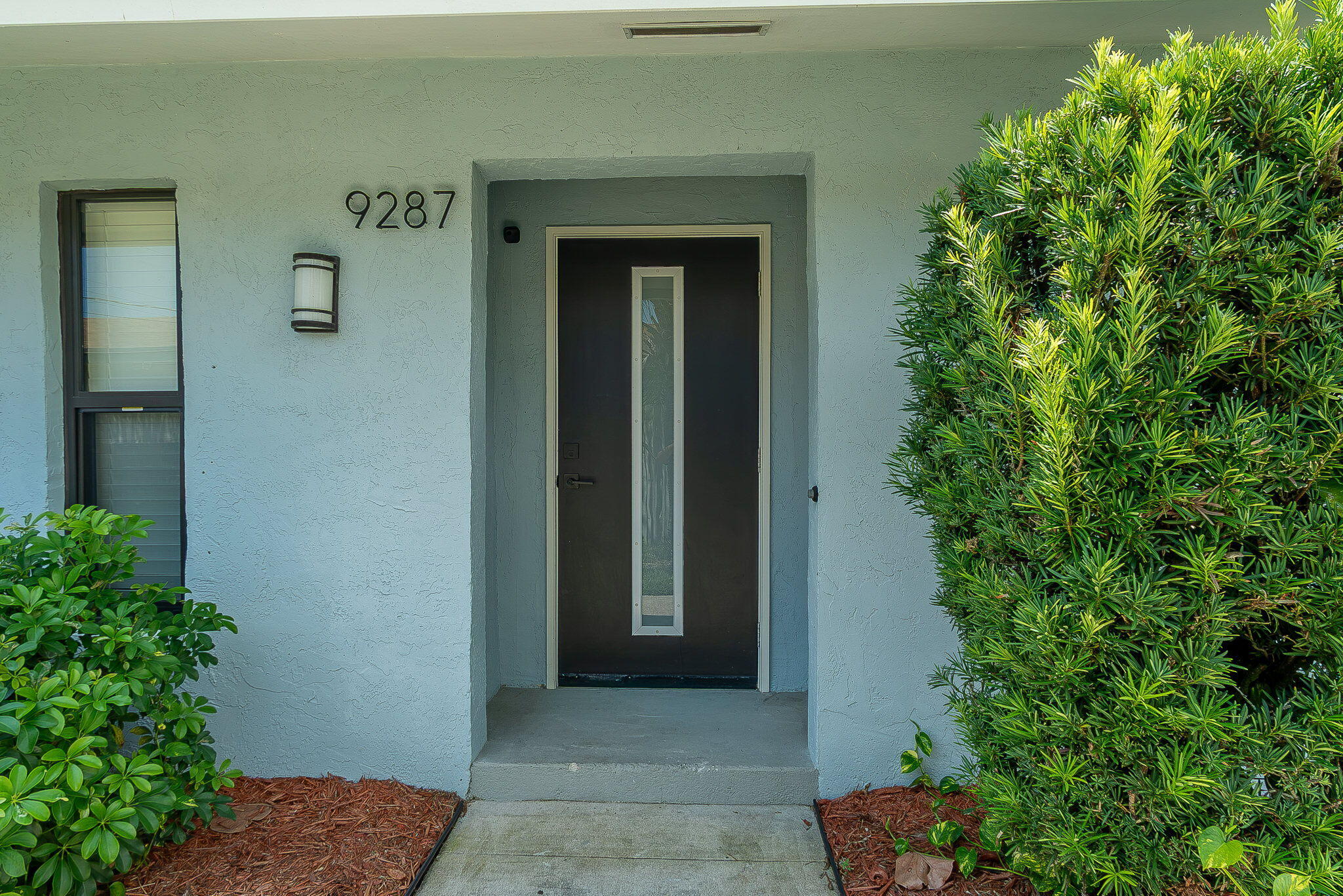 9287 Sunrise Drive Property Photo 2