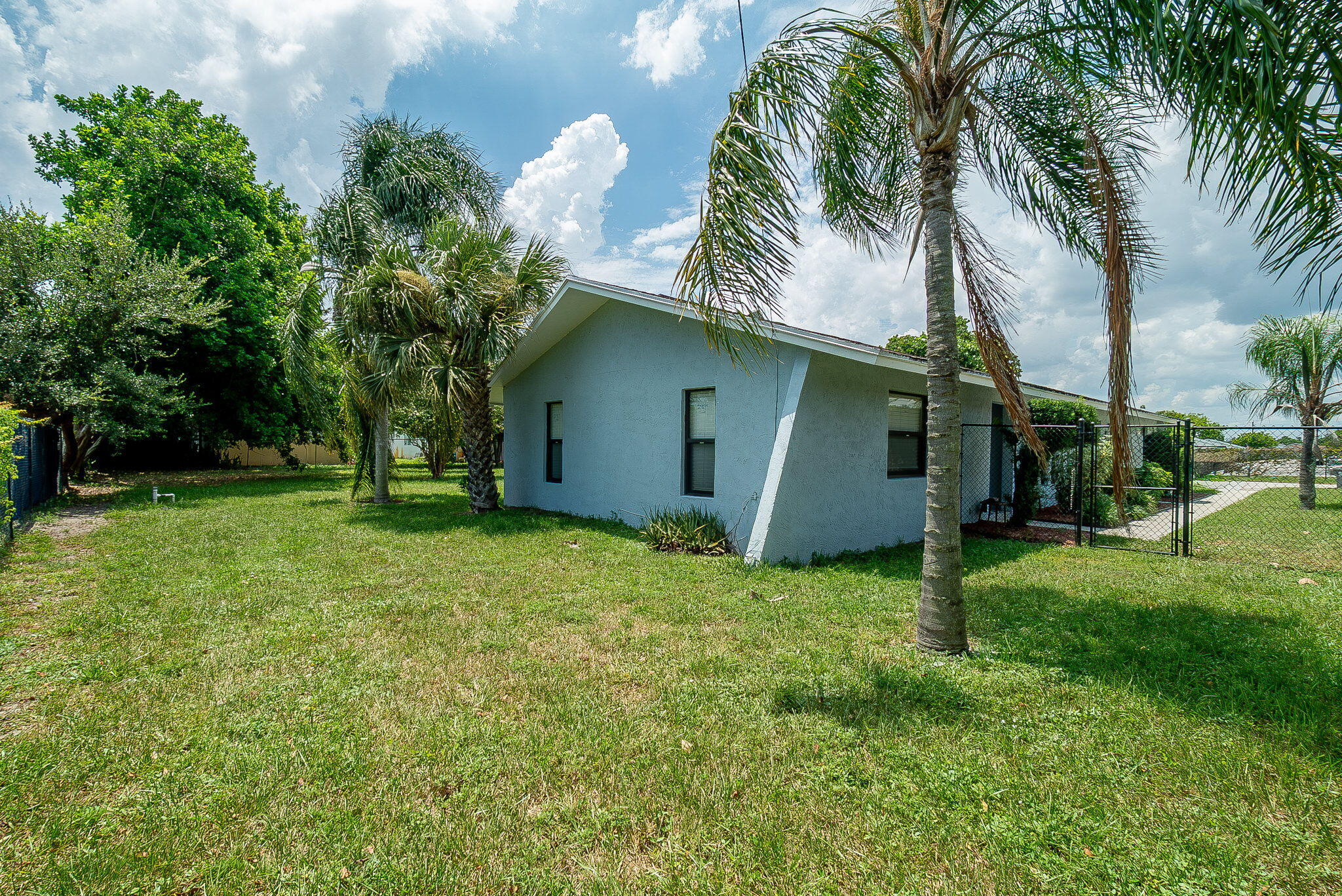 9287 Sunrise Drive Property Photo 5