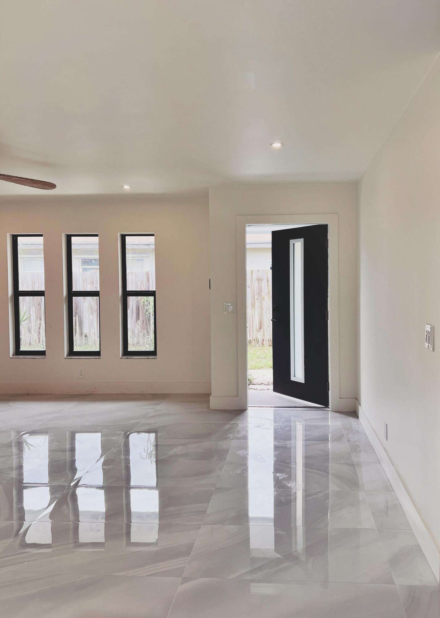 9287 Sunrise Drive Property Photo 19