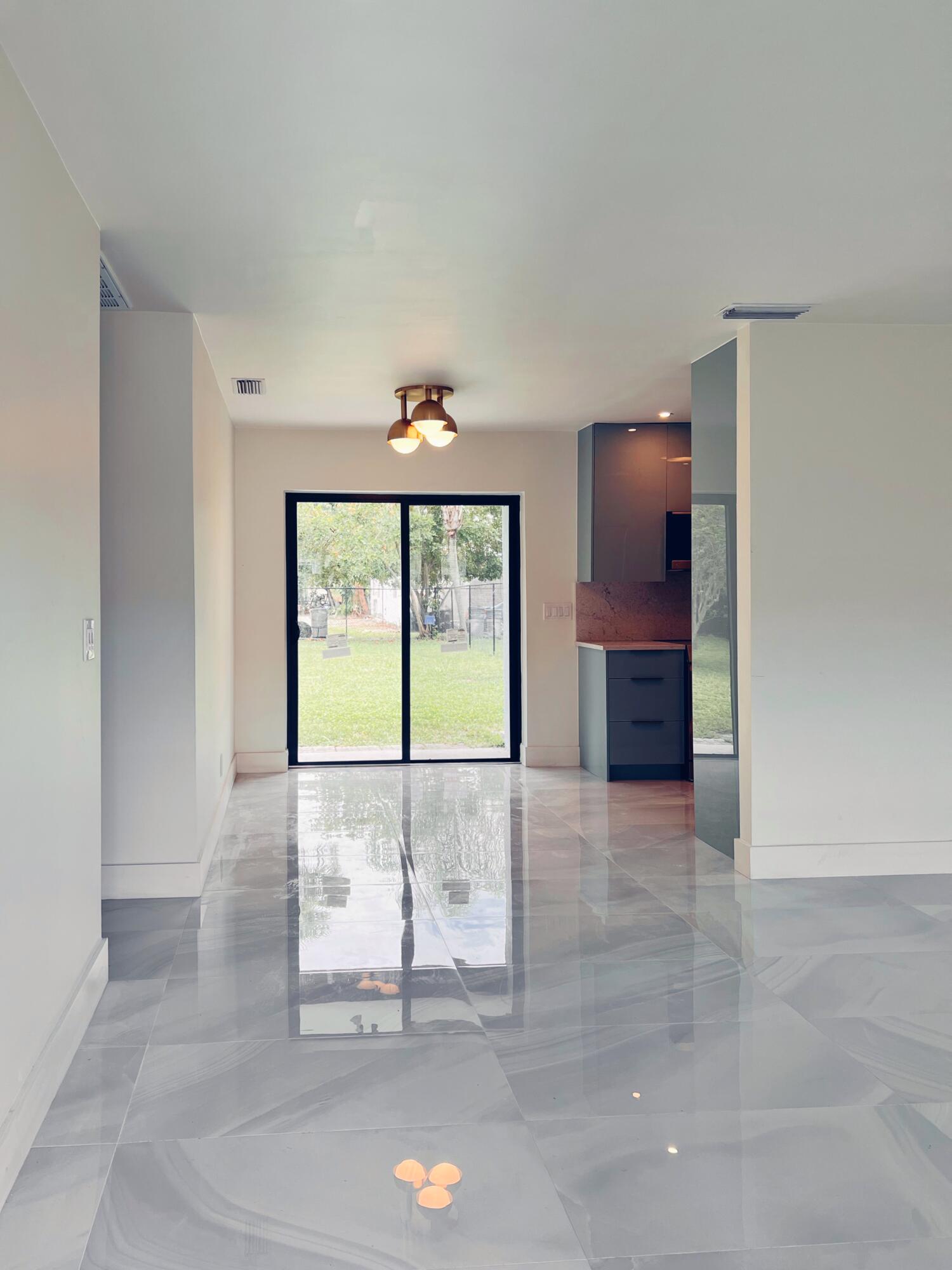 9287 Sunrise Drive Property Photo 27