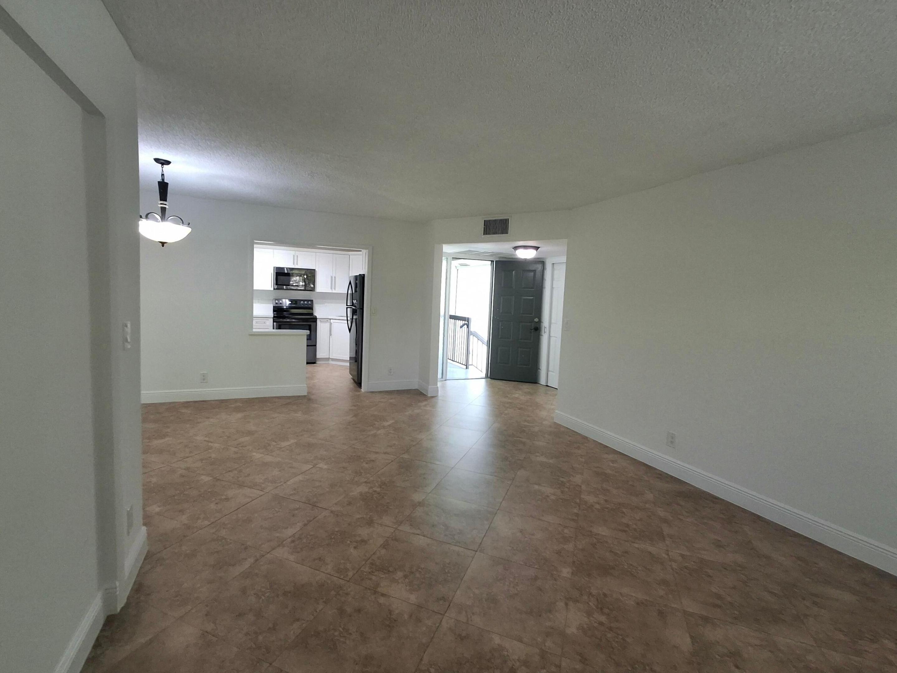 4017 Carambola Circle N 2994 Property Photo 7
