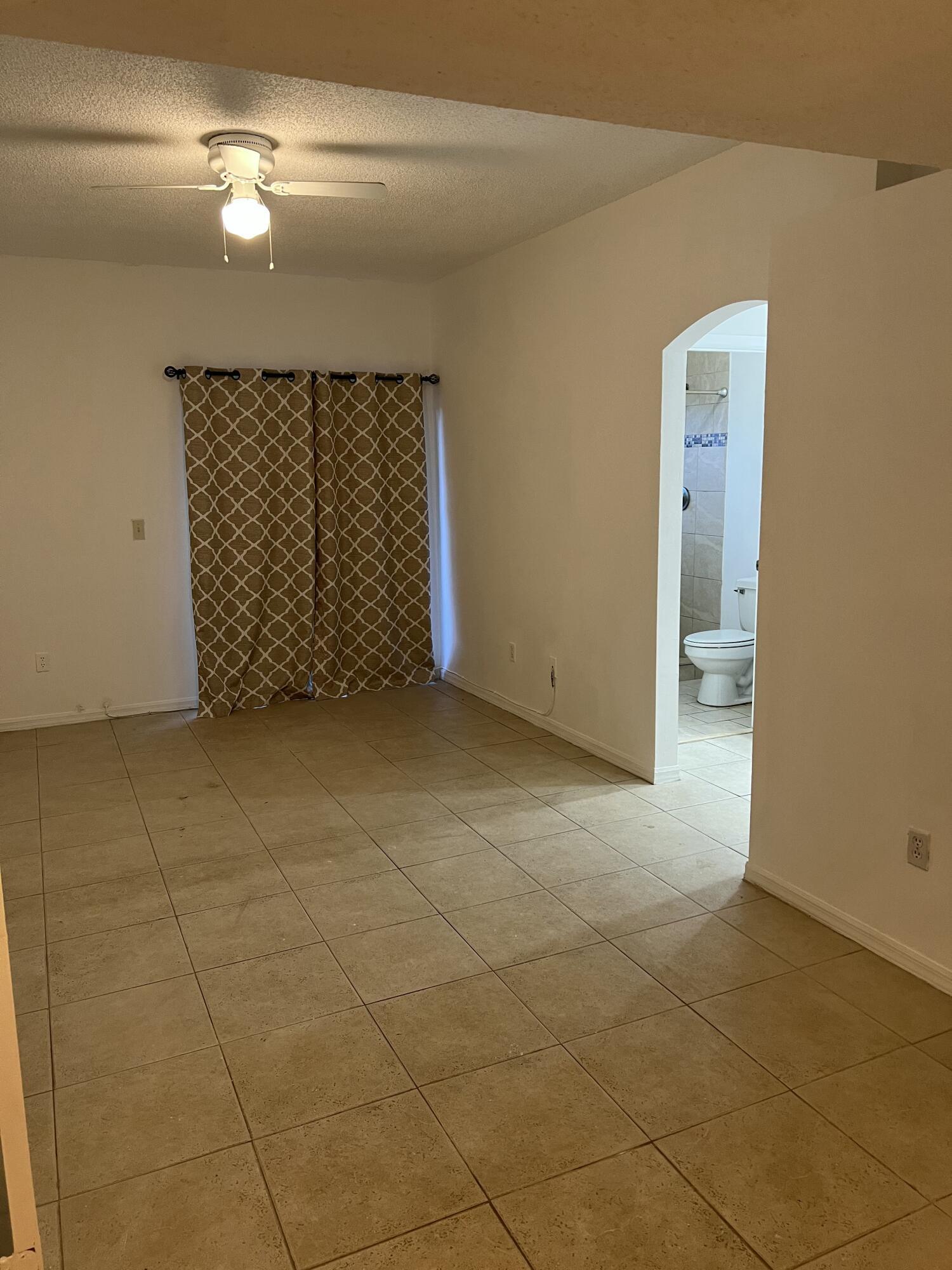12695 Nw 14th Place Property Photo 8