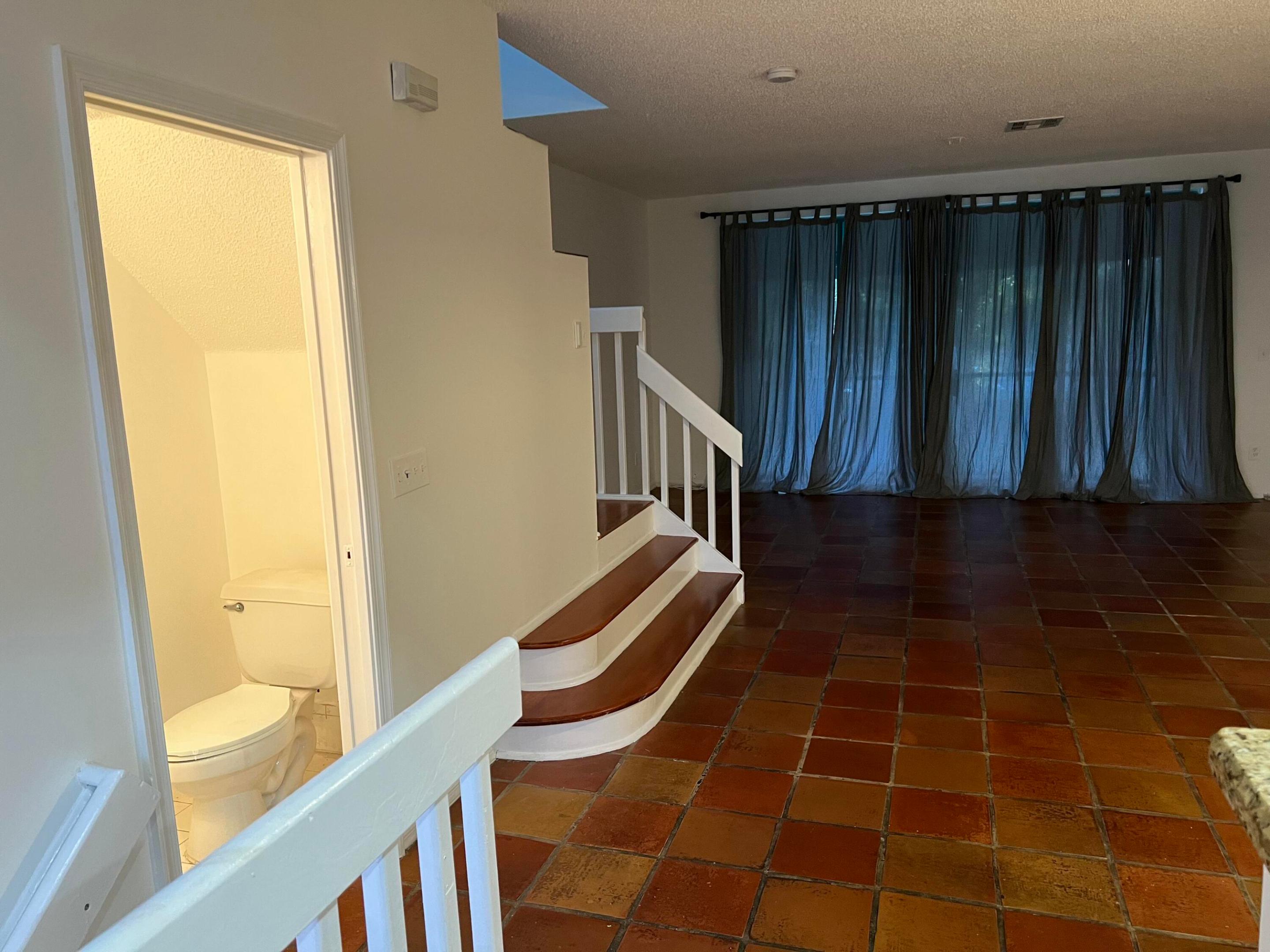 12695 Nw 14th Place Property Photo 16