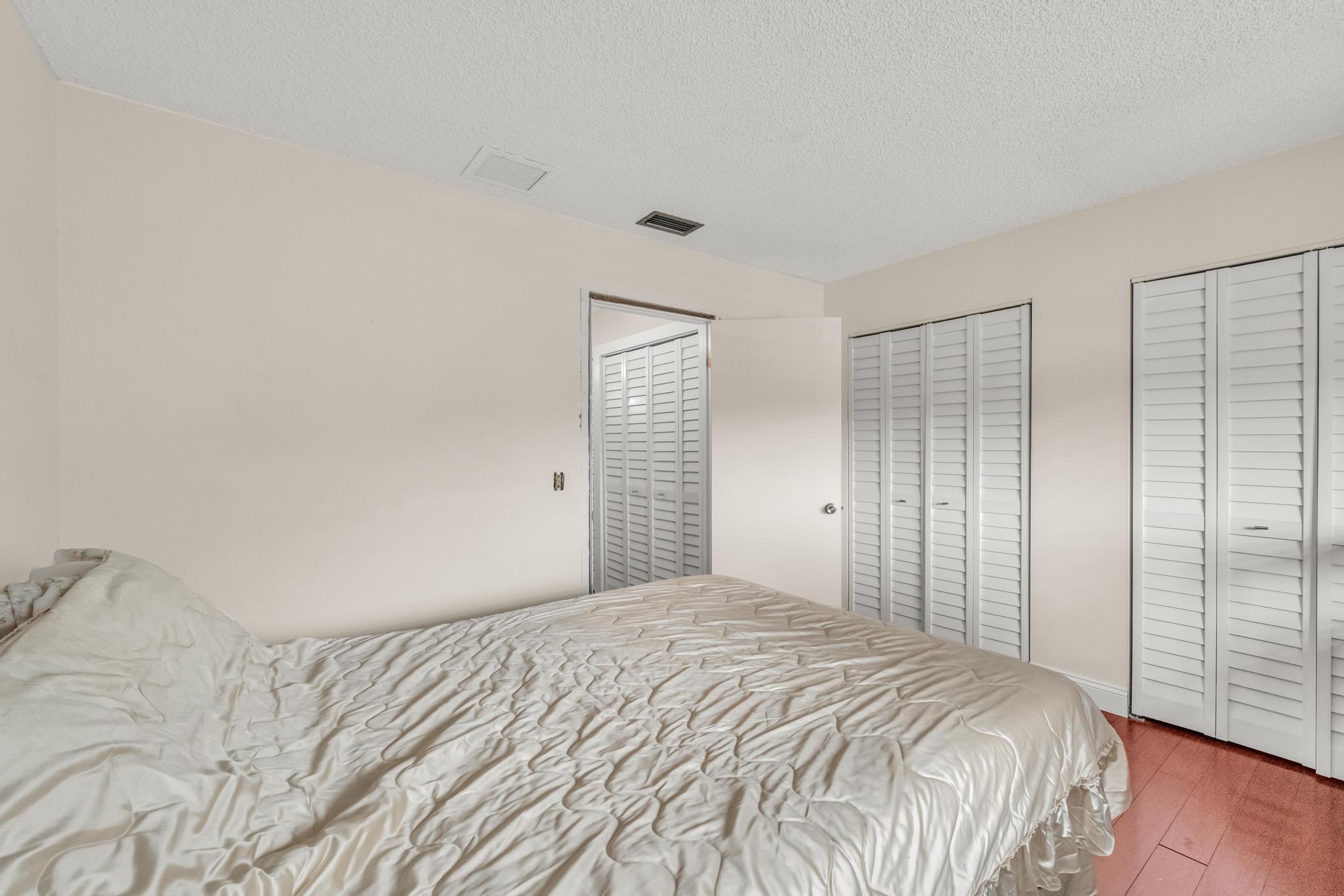 9409 S Ocean Drive 31 Property Photo 28