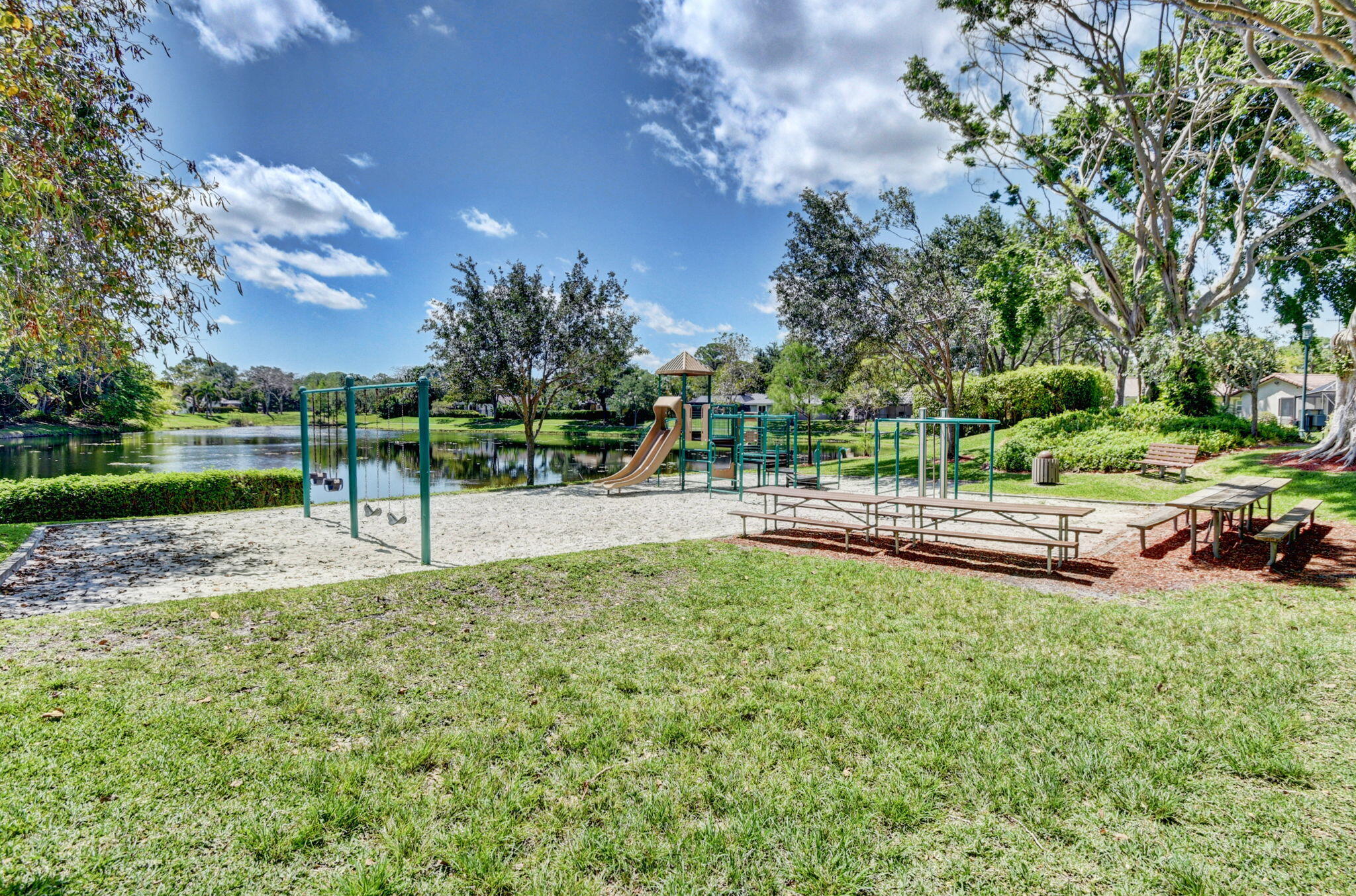 2432 Nw Timbercreek Circle Property Photo 68