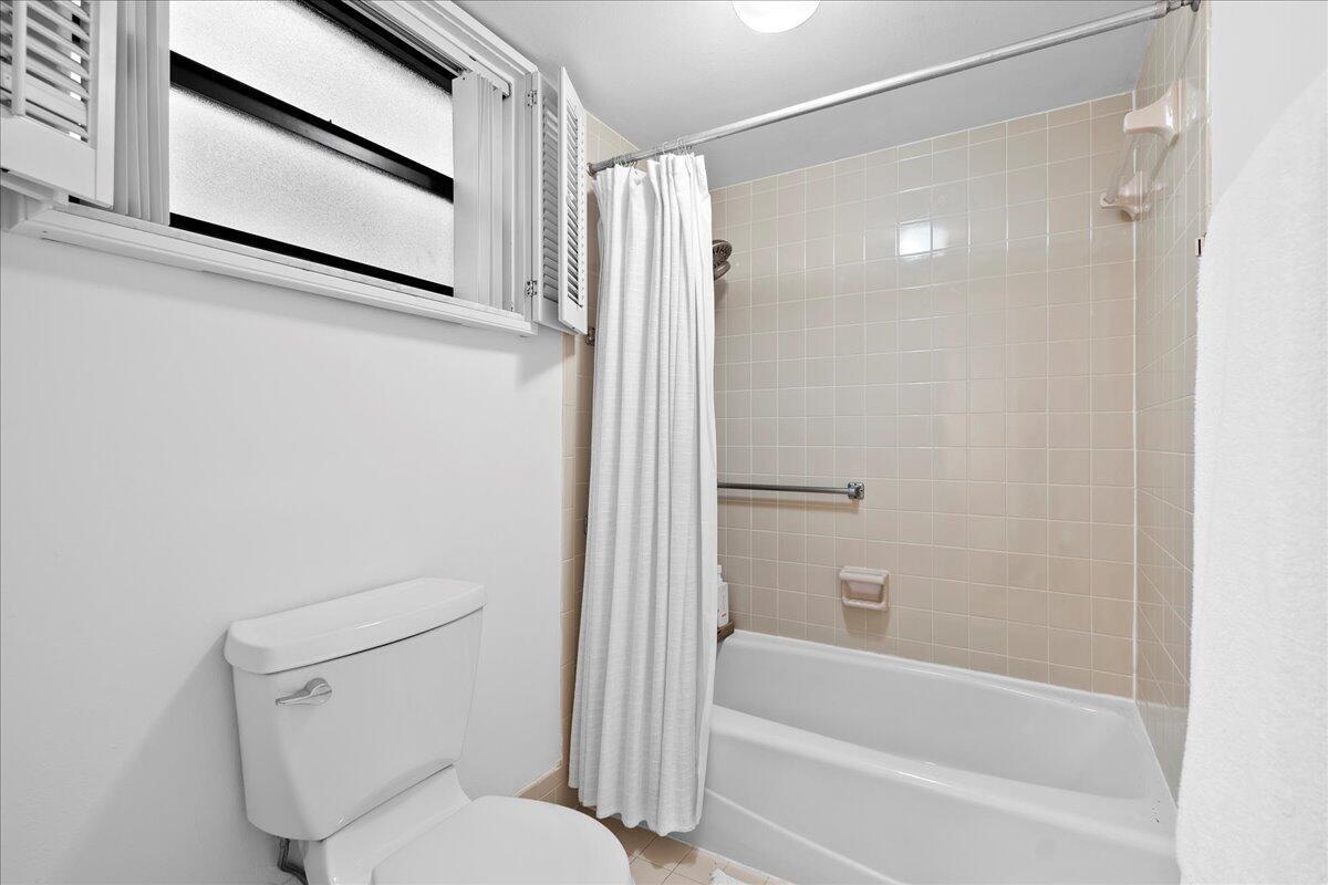 11863 Wimbledon Circle 446 Property Photo 15