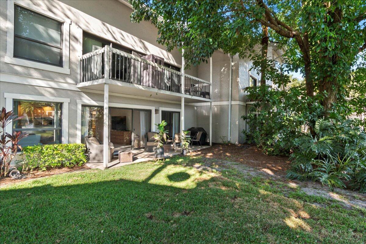 11863 Wimbledon Circle 446 Property Photo 18