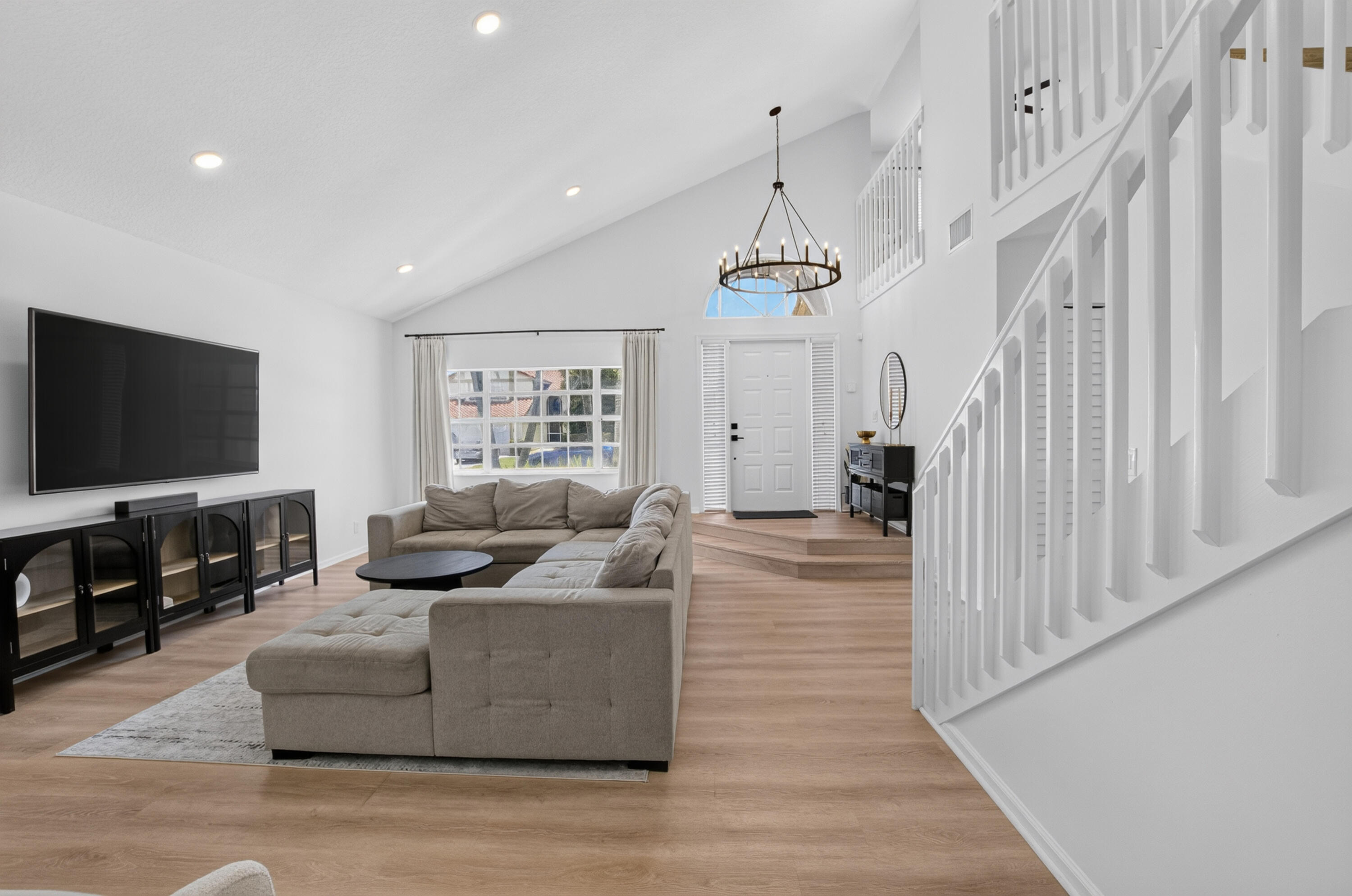 6160 Windlass Circle Property Photo 18