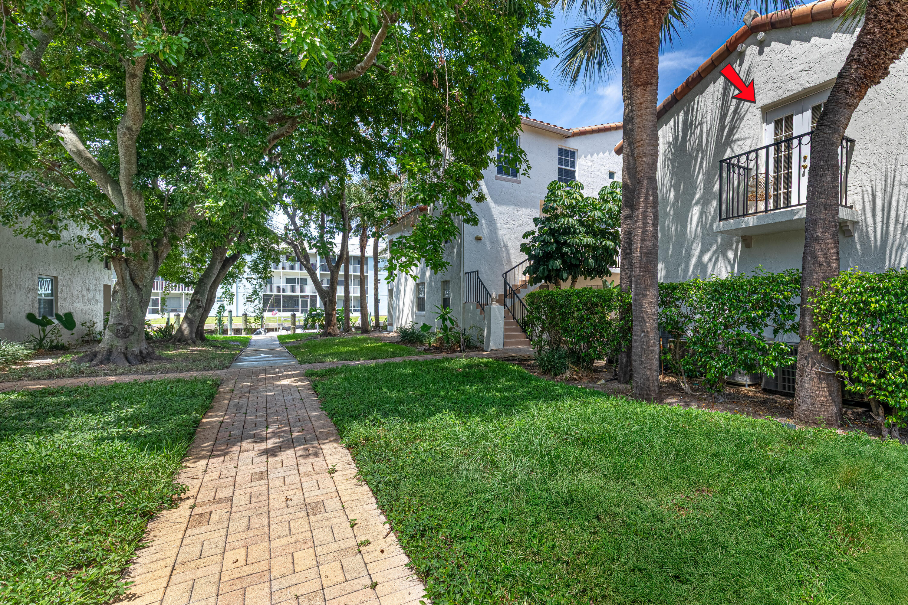 1145 Lake Shore Drive 206 Property Photo 25