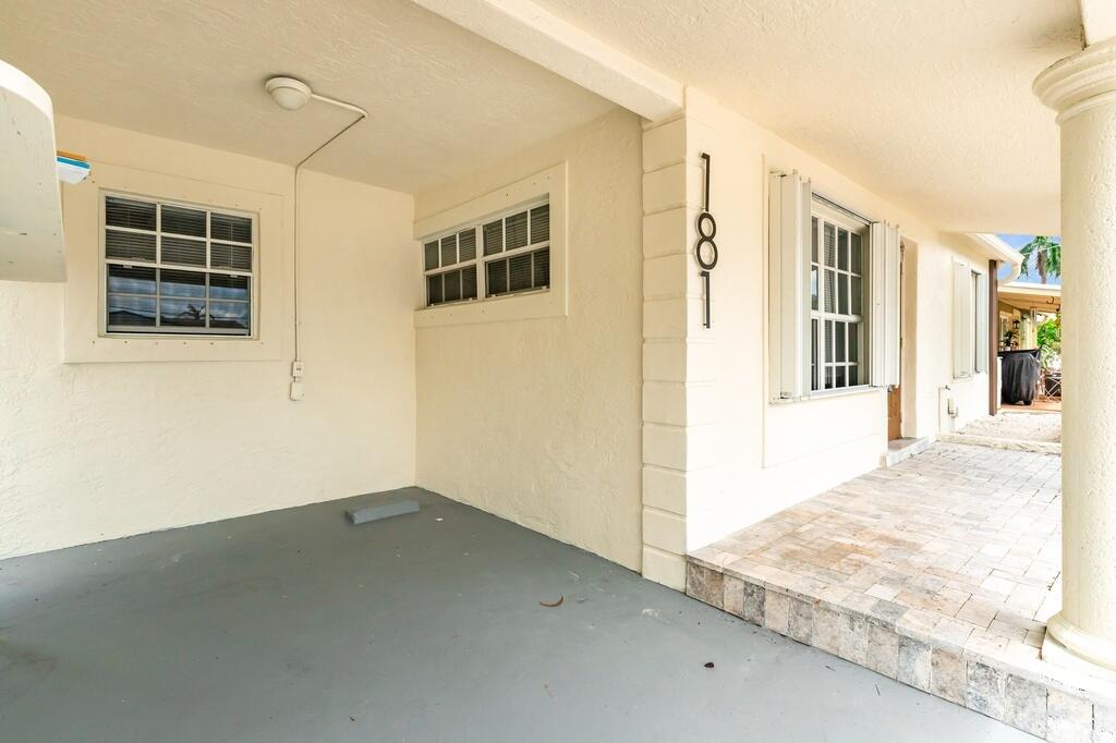 181 Ne 51st Street Property Photo 22