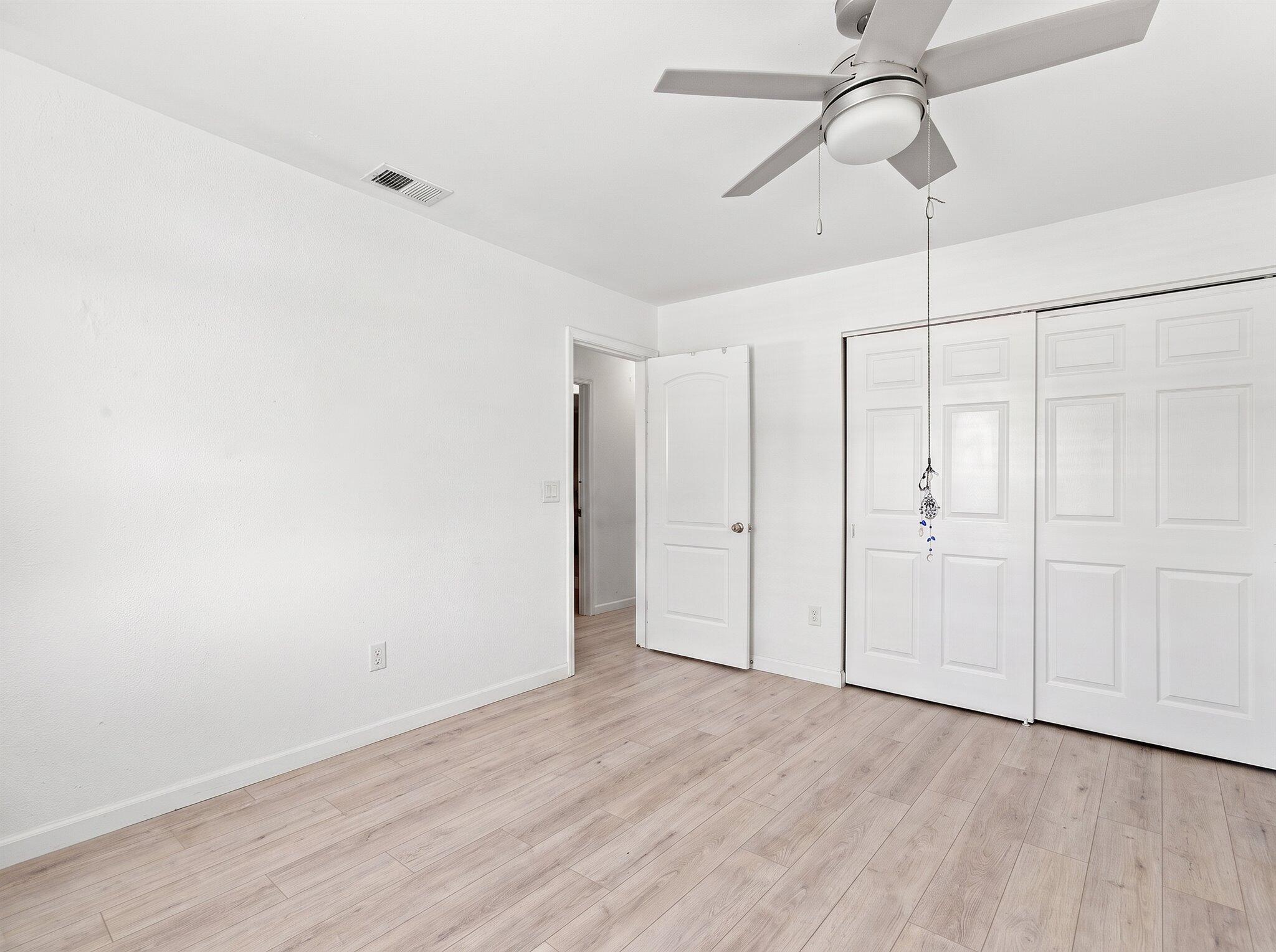 708 Hillcrest Boulevard Property Photo 18