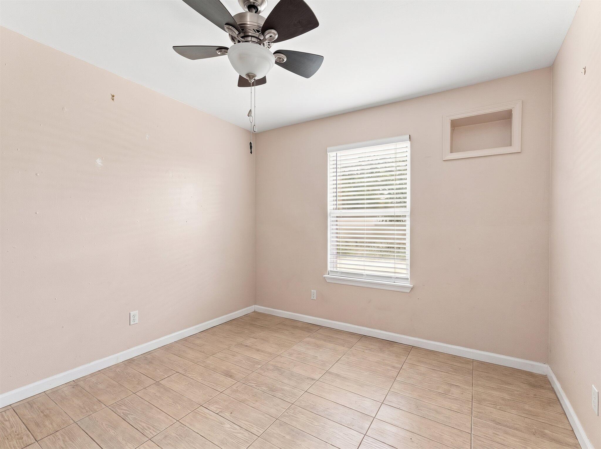 708 Hillcrest Boulevard Property Photo 20