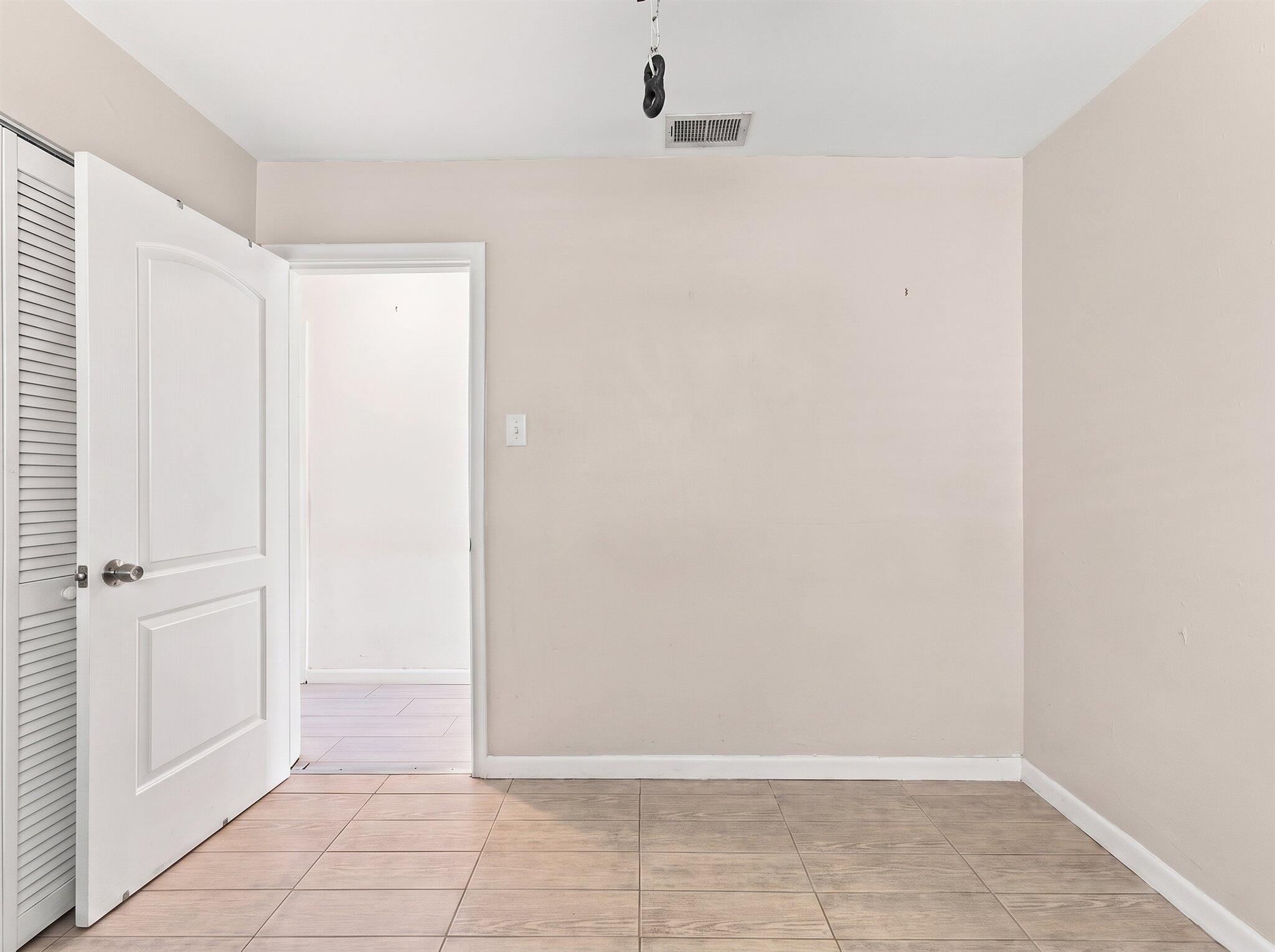708 Hillcrest Boulevard Property Photo 21