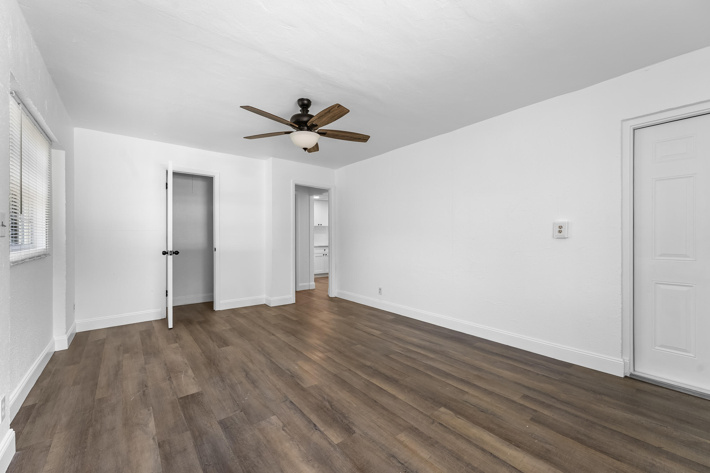 3164 Se Hawthorne Street Property Photo 5