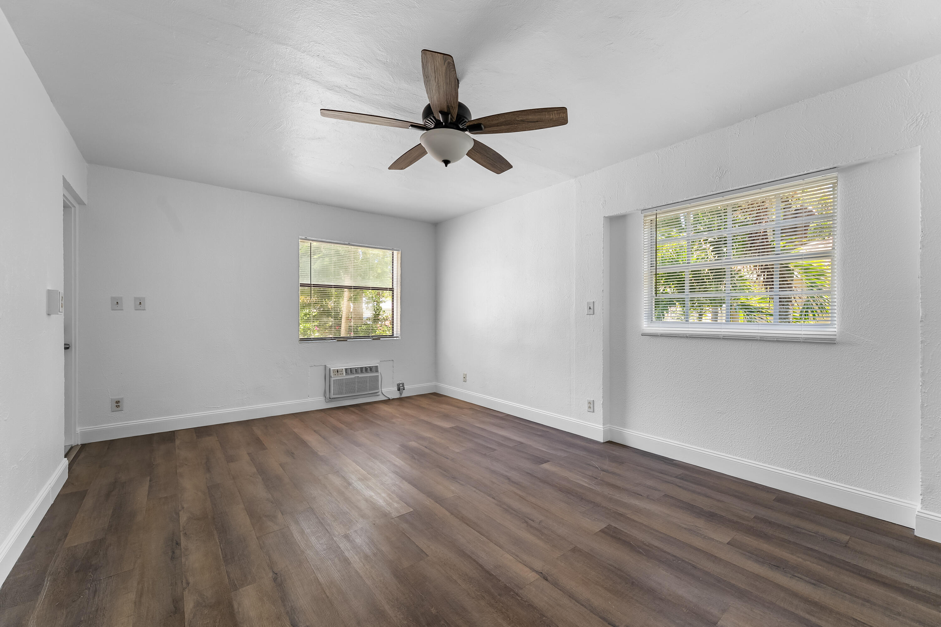 3164 Se Hawthorne Street Property Photo 6