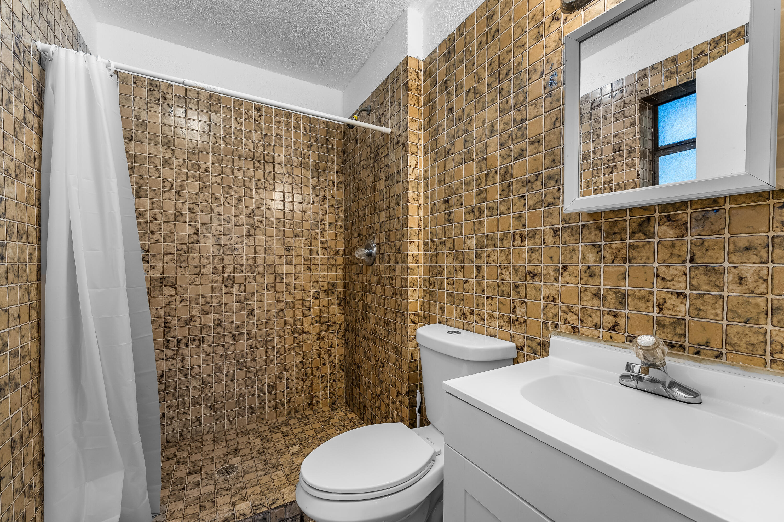 3164 Se Hawthorne Street Property Photo 10