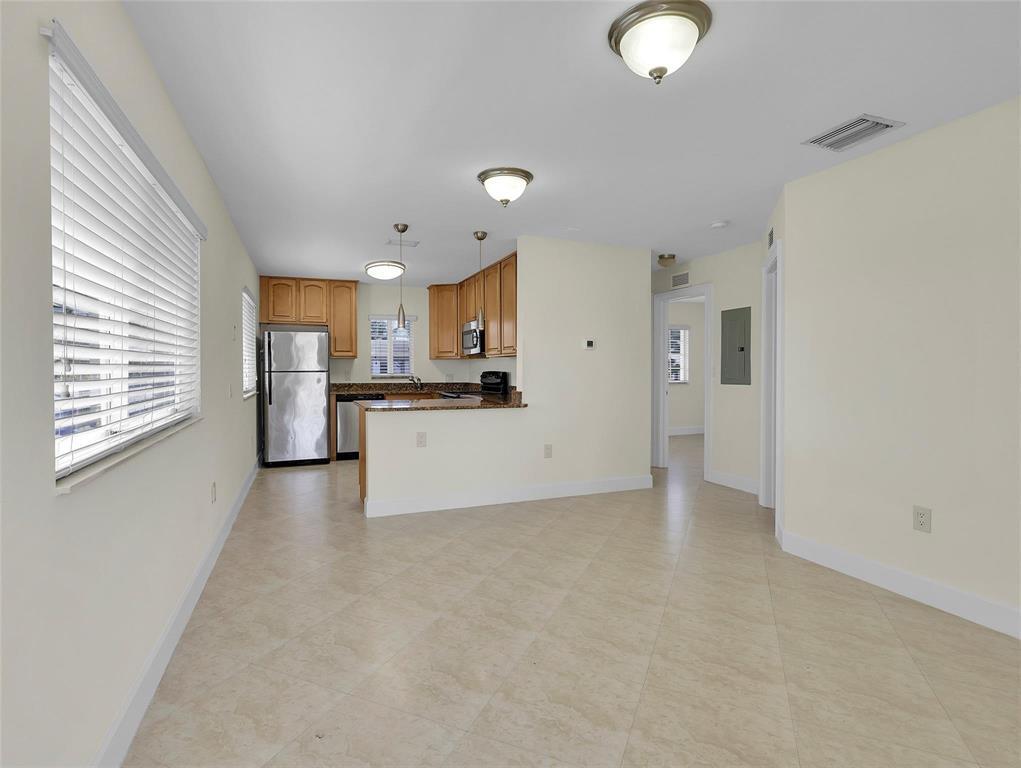 410 Sw 15th Street 207 Property Photo 1